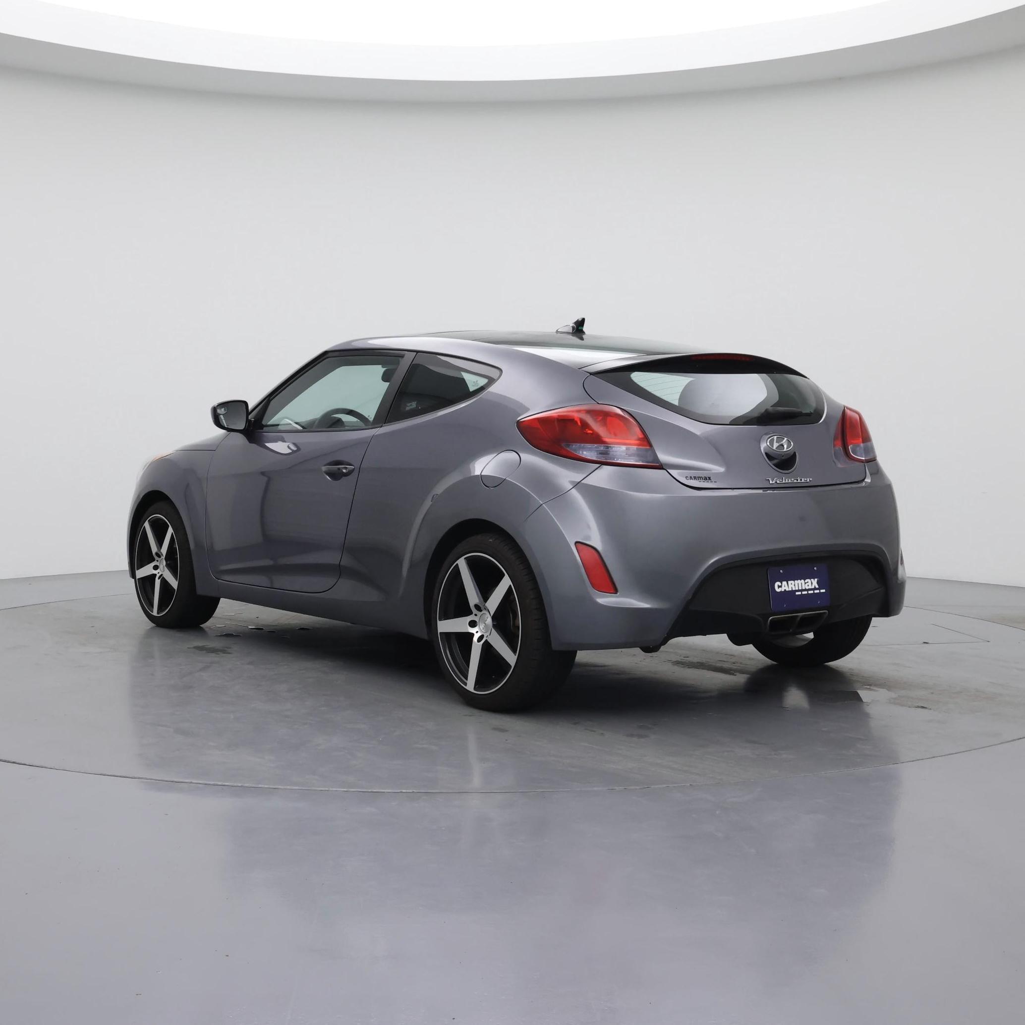 Thumbnail: 2017 Hyundai Veloster - 2