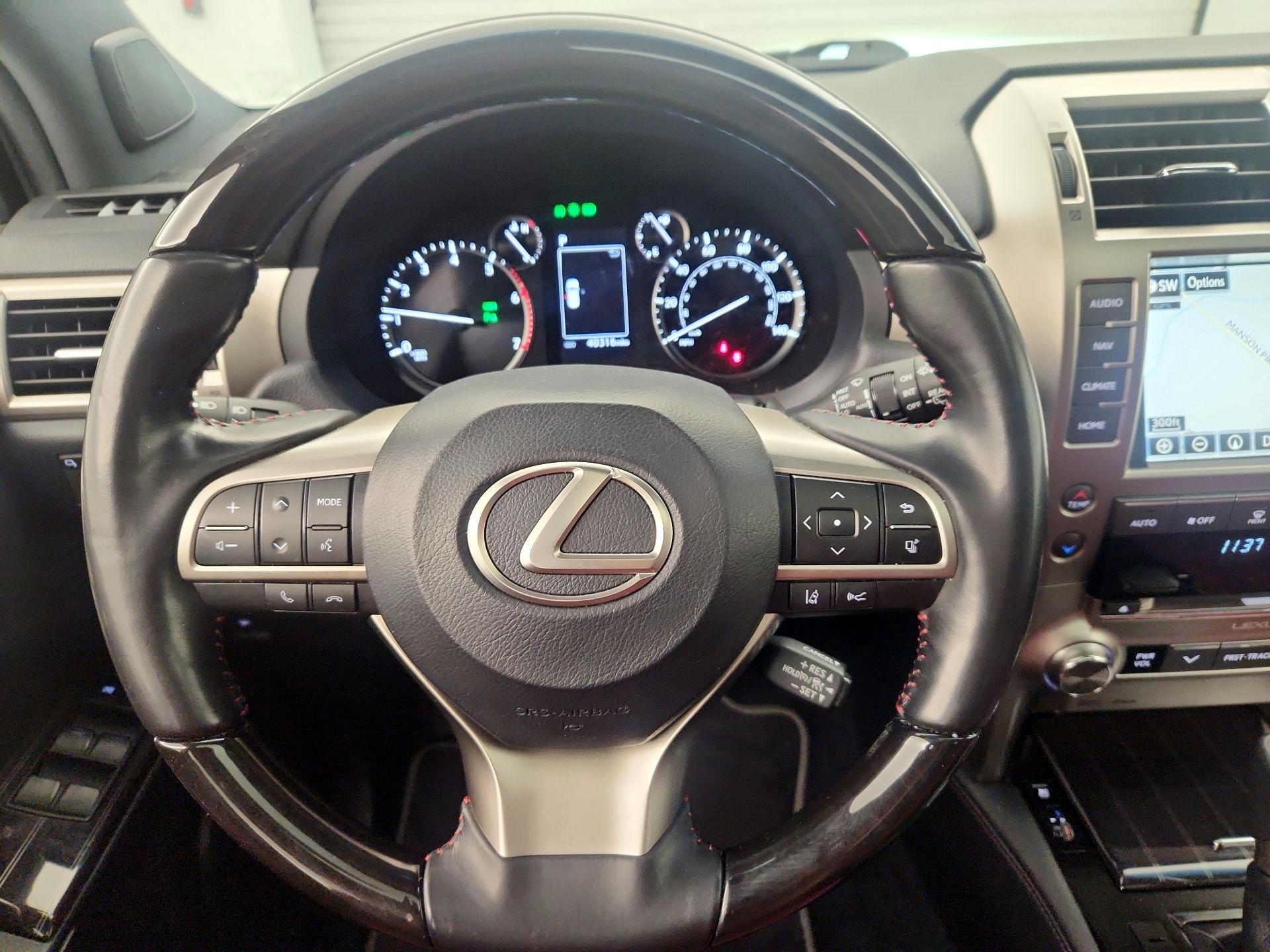 Thumbnail: 2021 Lexus GX - 10