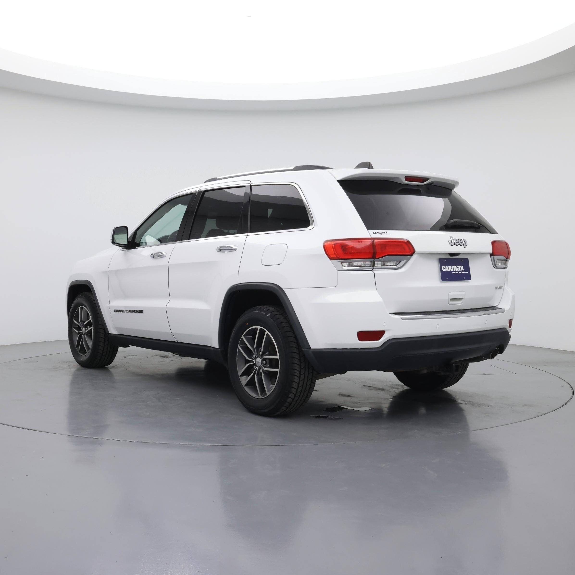 Thumbnail: 2017 Jeep Grand Cherokee - 2
