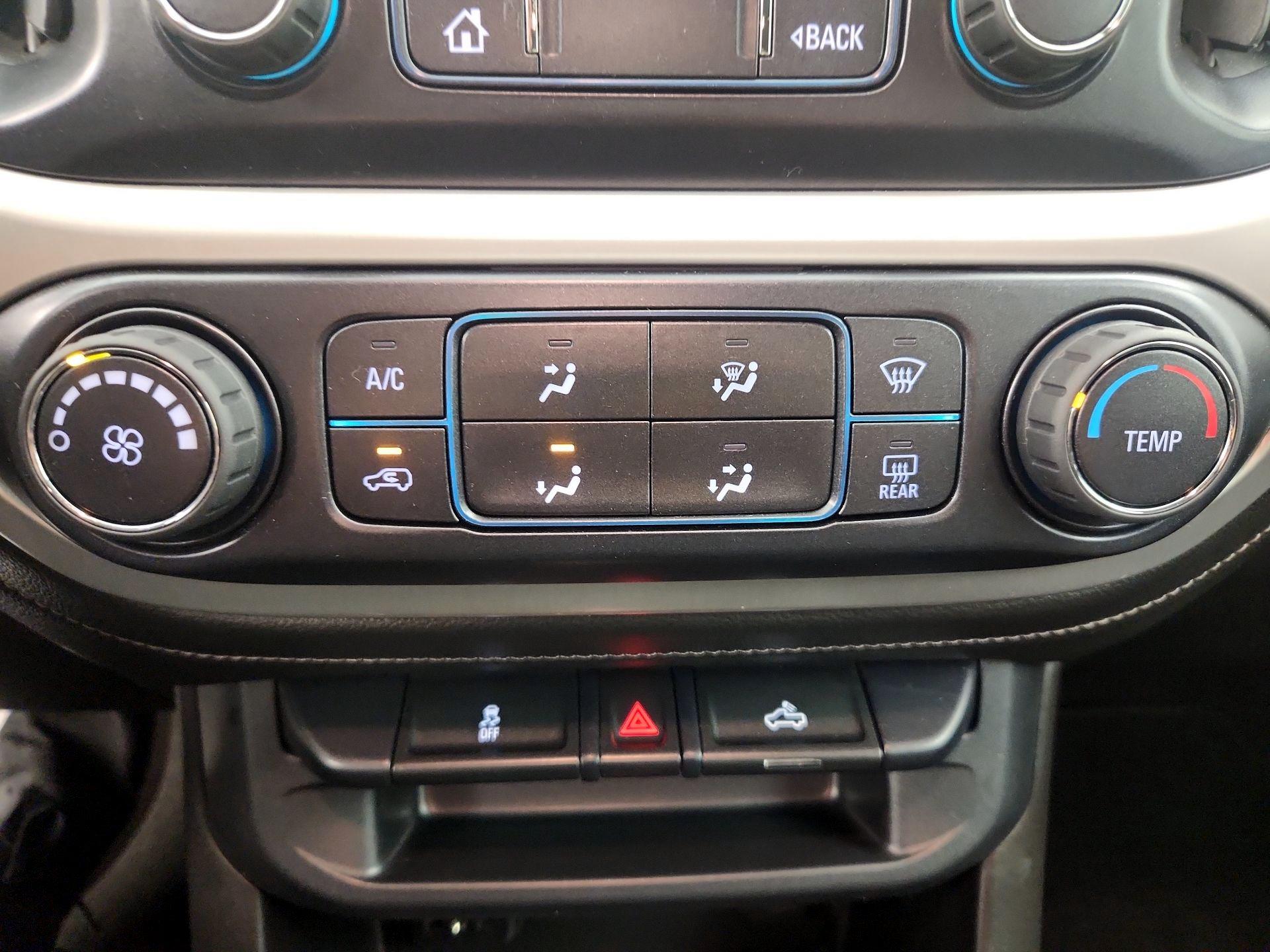 Thumbnail: 2019 GMC Canyon - 16