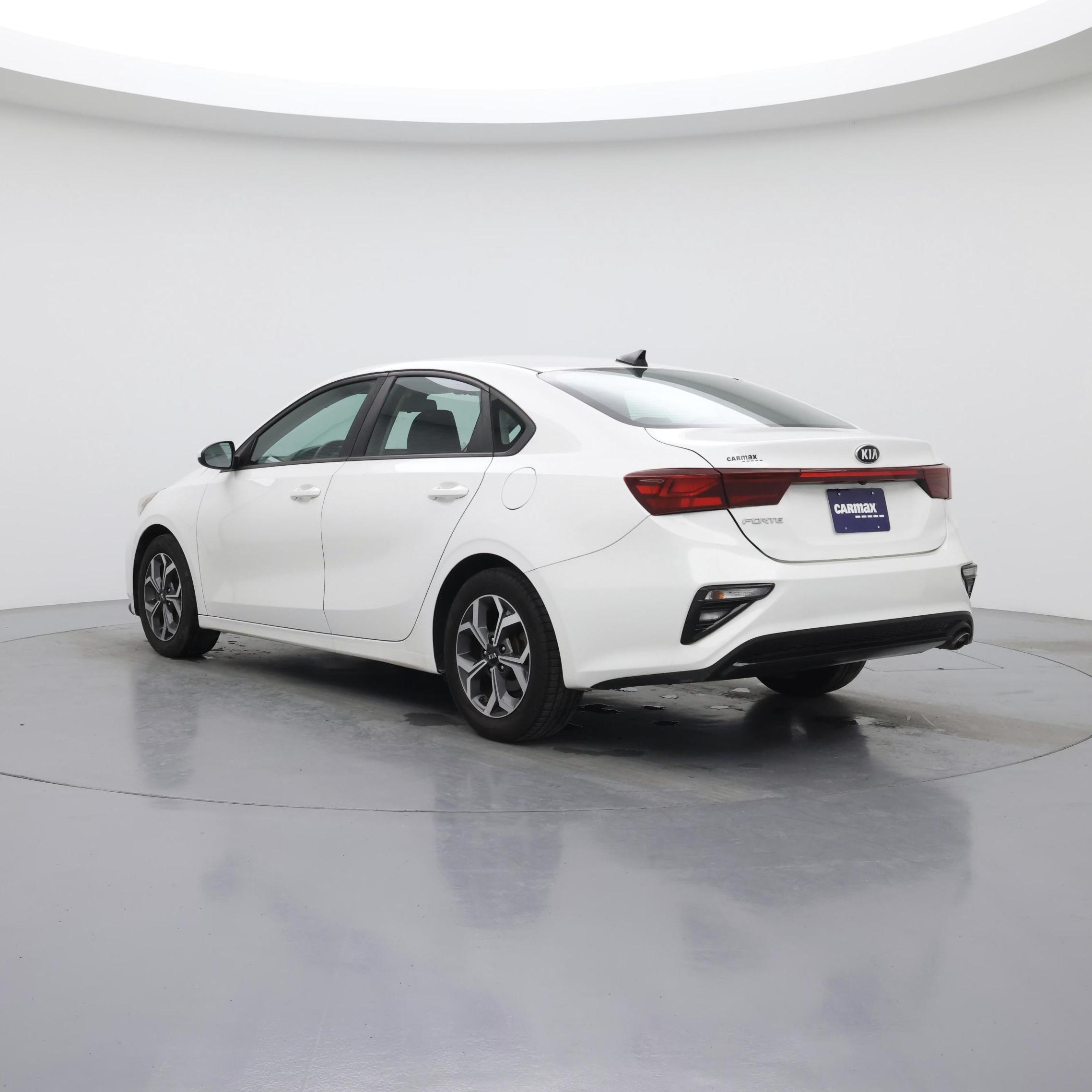 Thumbnail: 2019 Kia Forte - 2