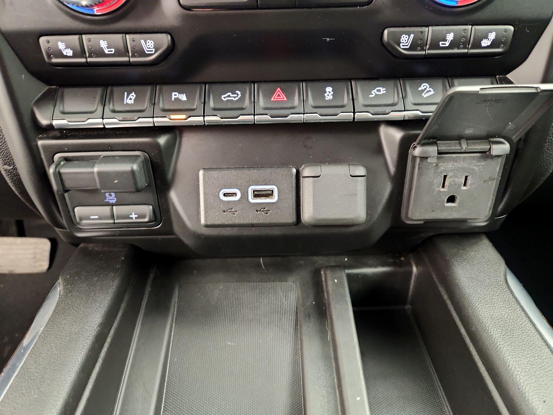 Thumbnail: 2023 GMC Sierra 2500 - 19