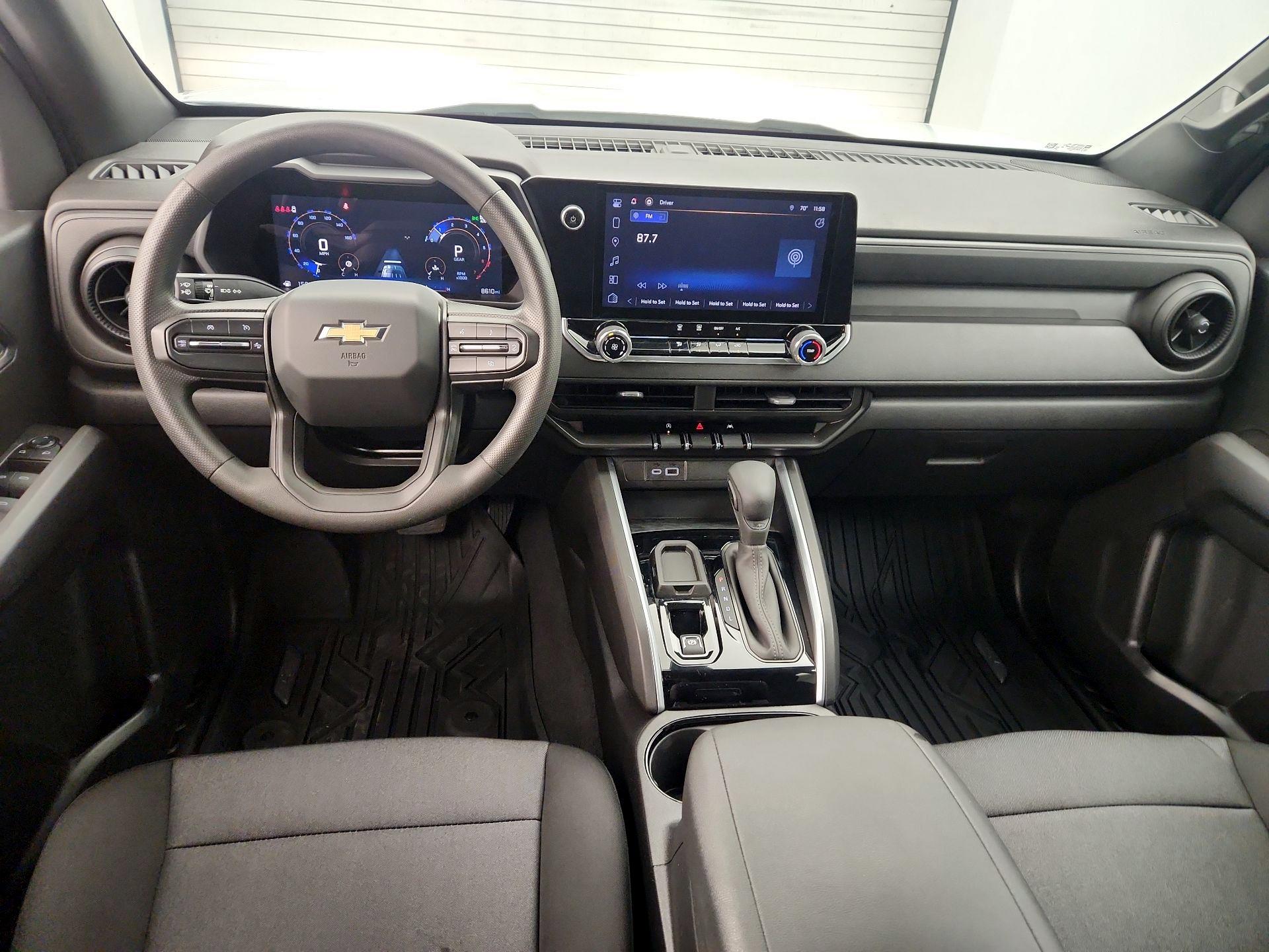 Thumbnail: 2024 Chevrolet Colorado - 9