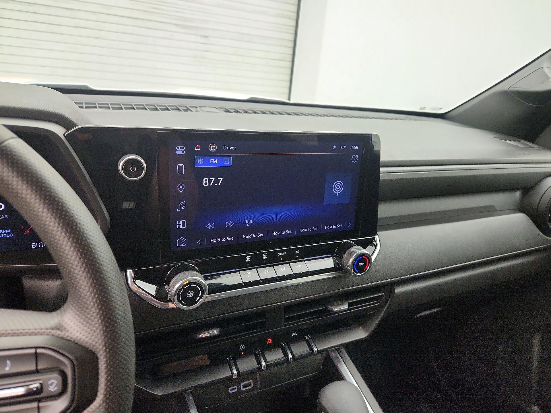 Thumbnail: 2024 Chevrolet Colorado - 15