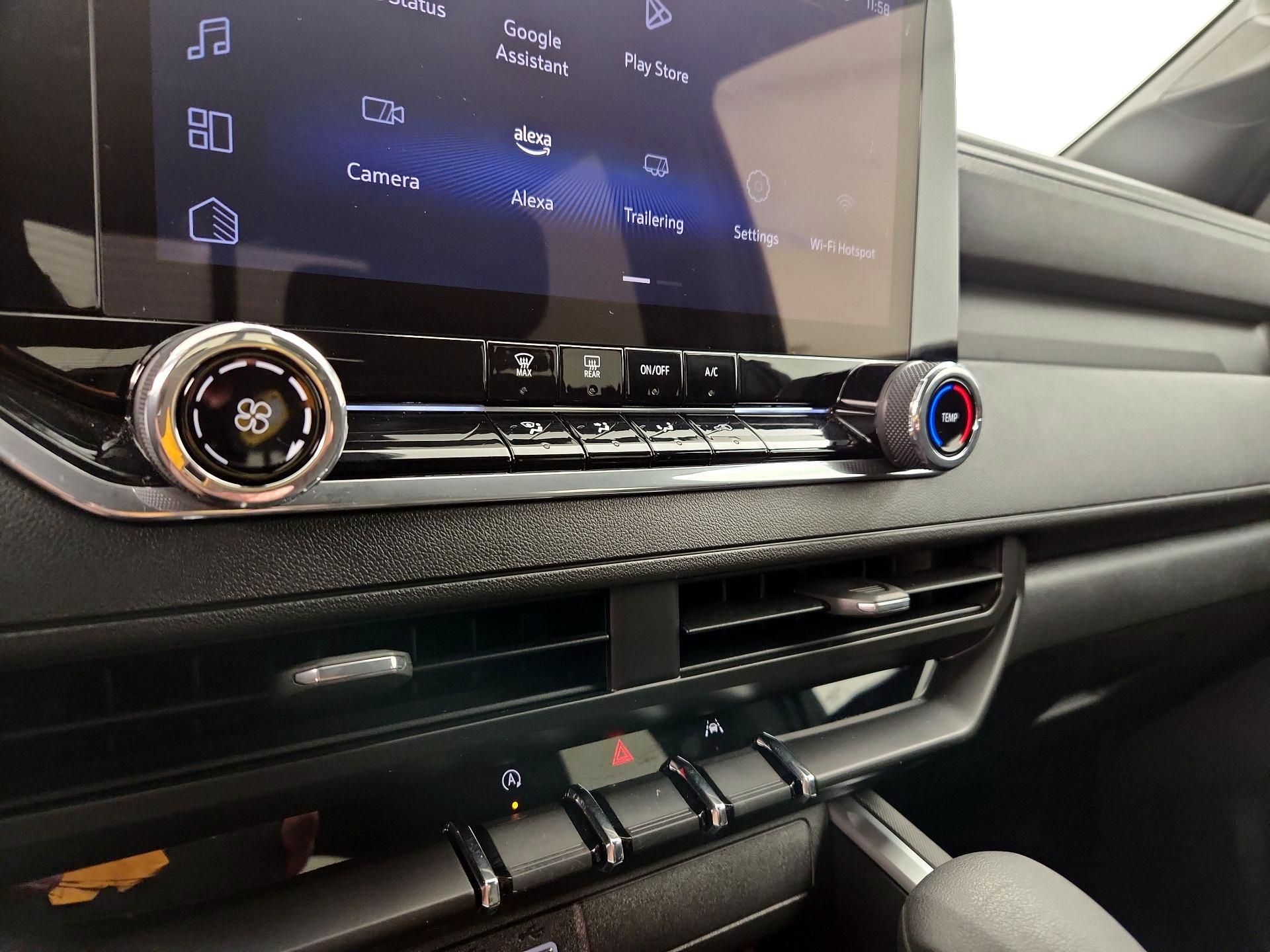 Thumbnail: 2024 Chevrolet Colorado - 16