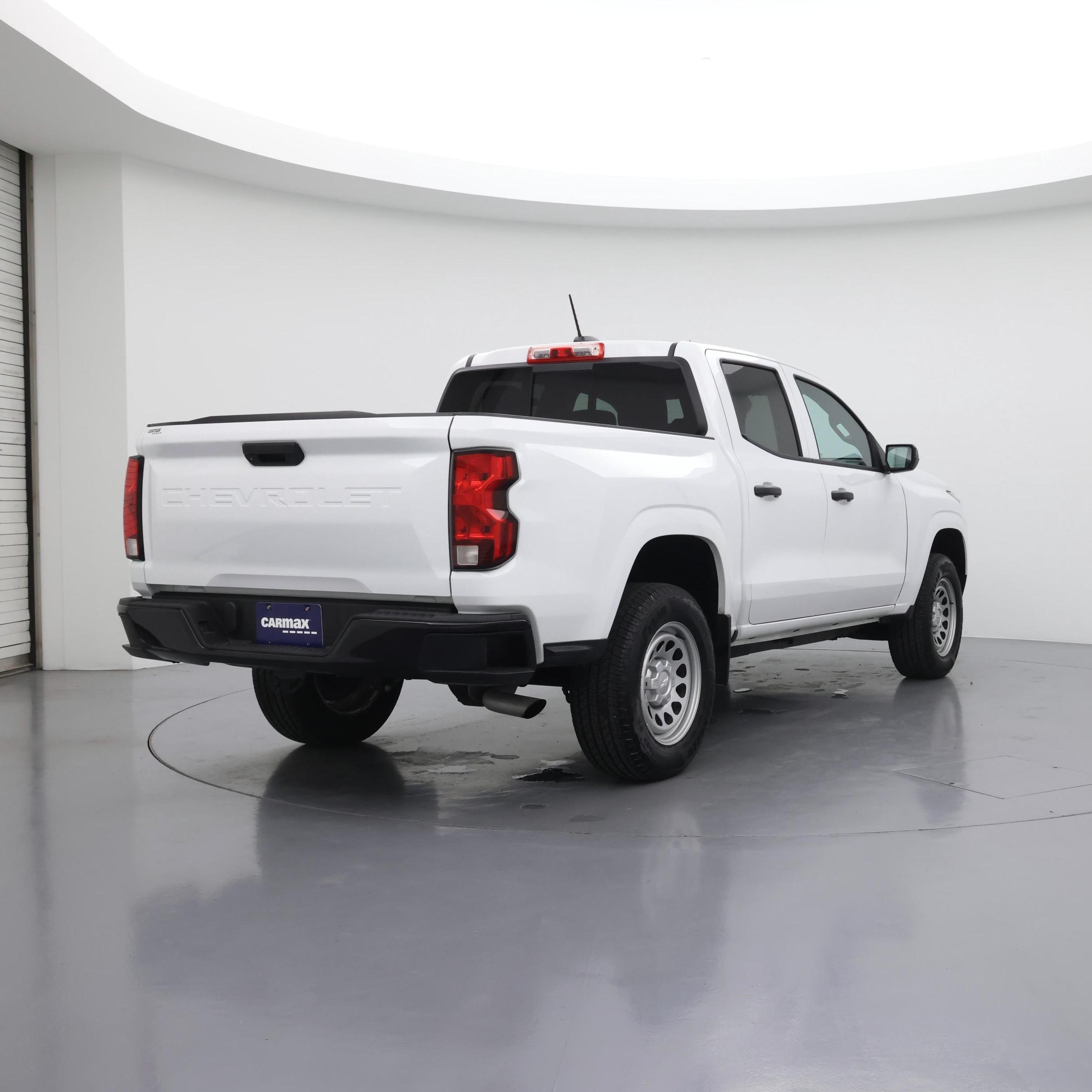 Thumbnail: 2024 Chevrolet Colorado - 8