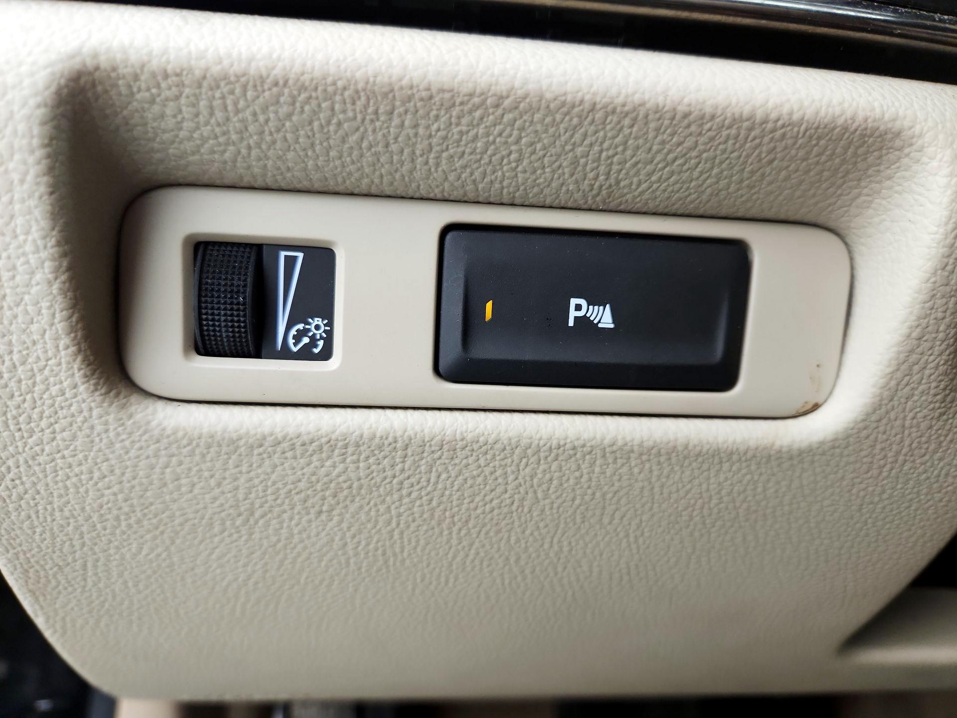 Thumbnail: 2015 Cadillac ATS - 13