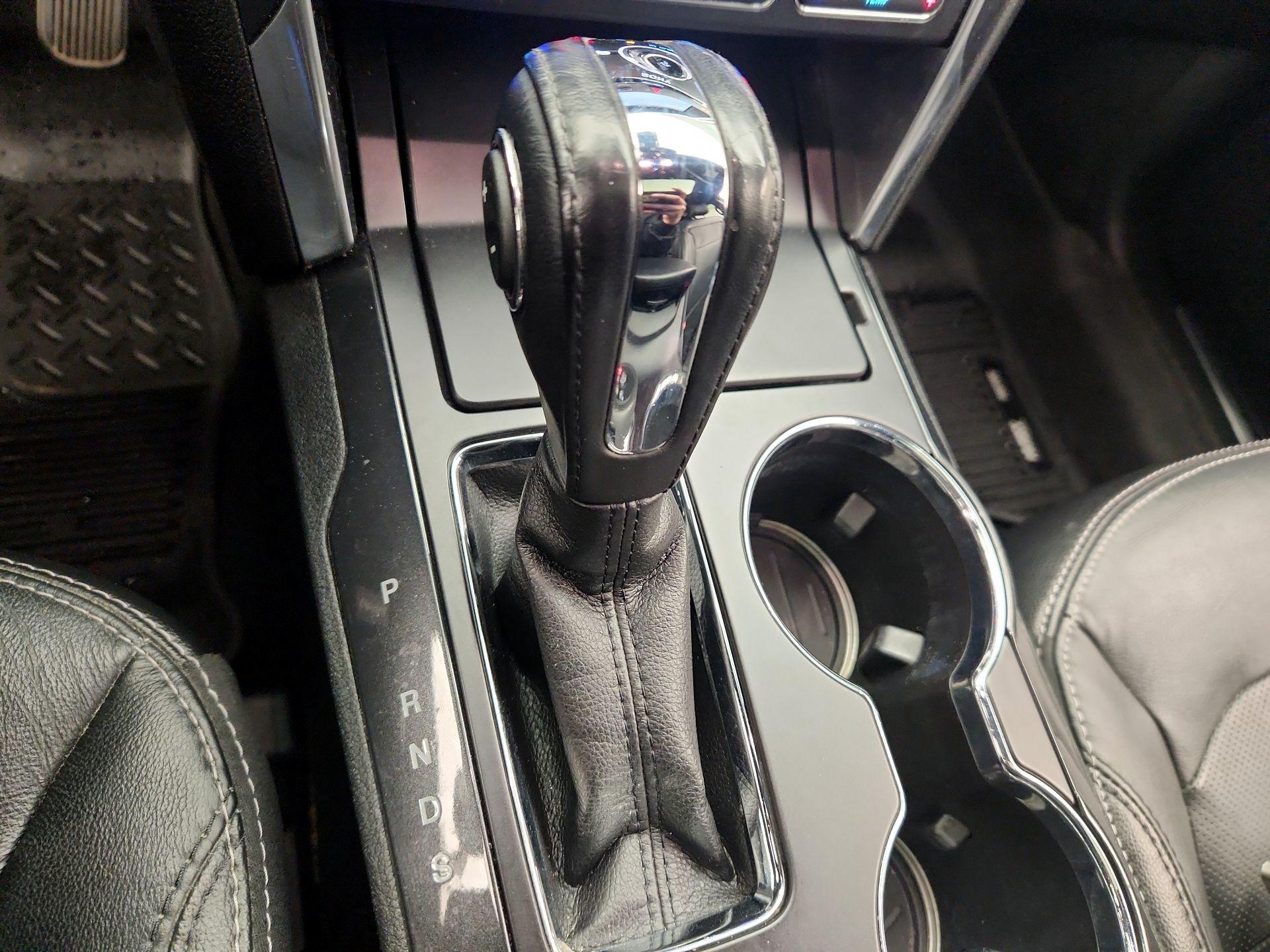 Thumbnail: 2018 Ford Explorer - 17