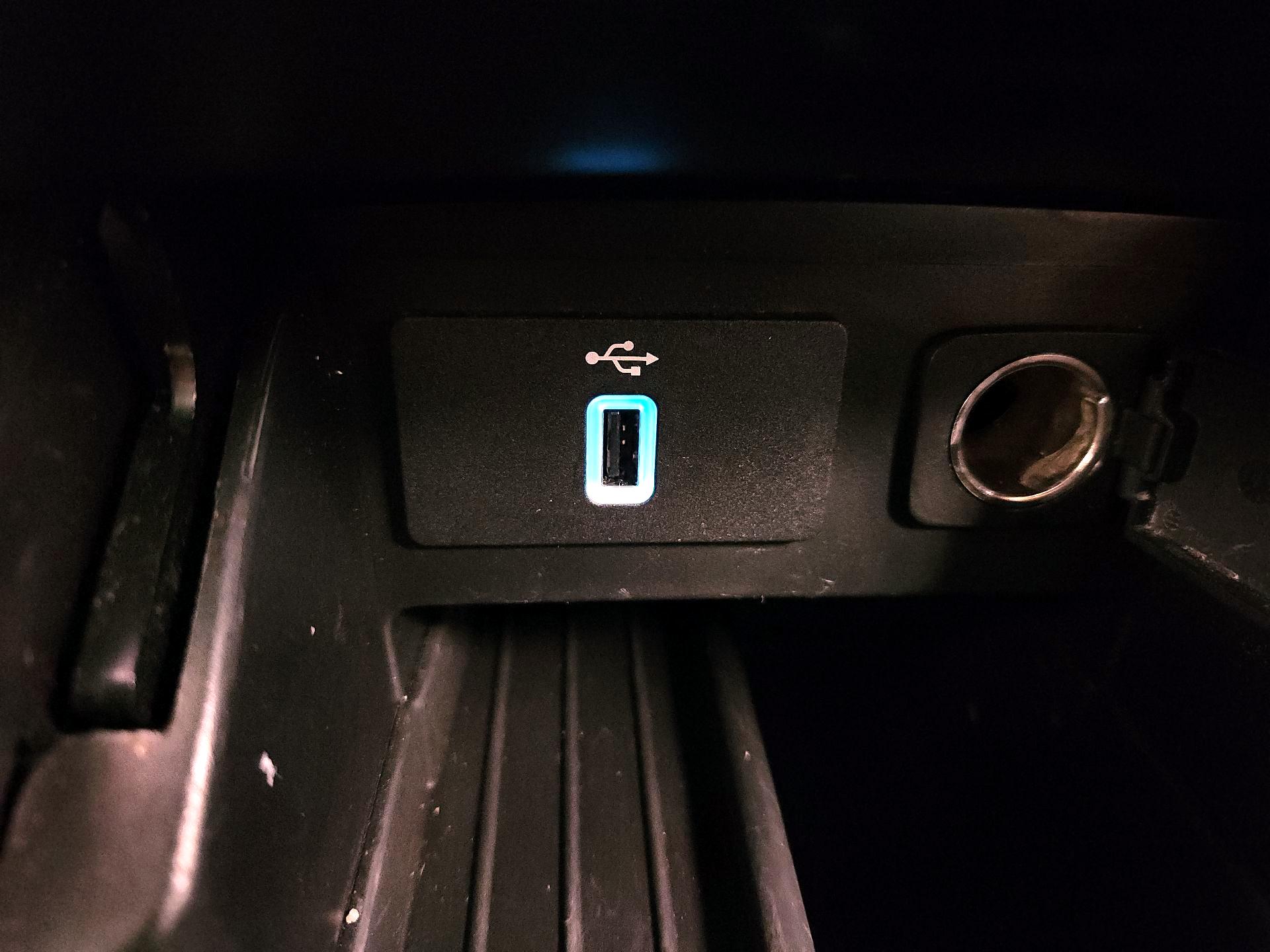 Thumbnail: 2018 Ford Explorer - 18