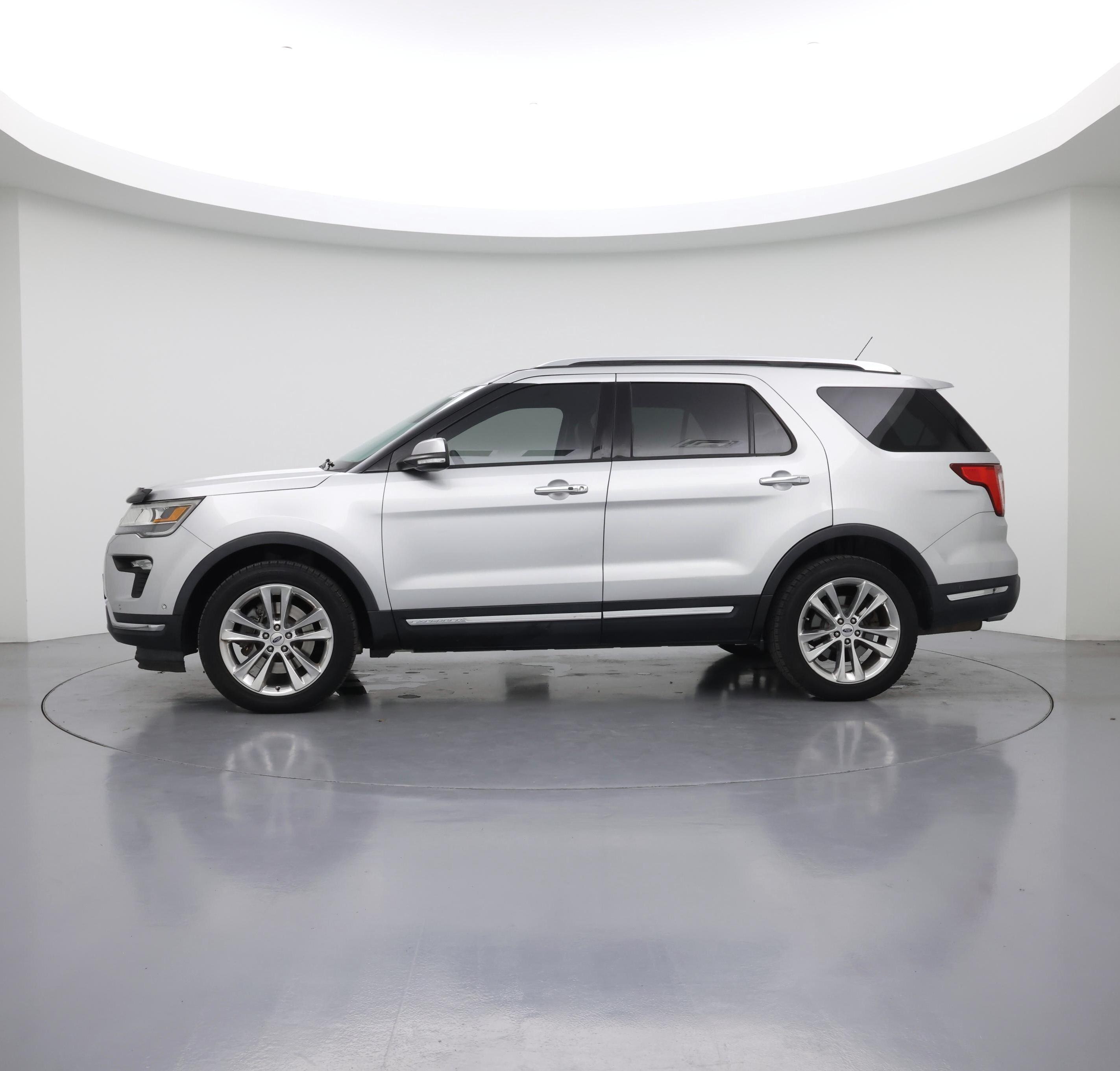 Thumbnail: 2018 Ford Explorer - 3