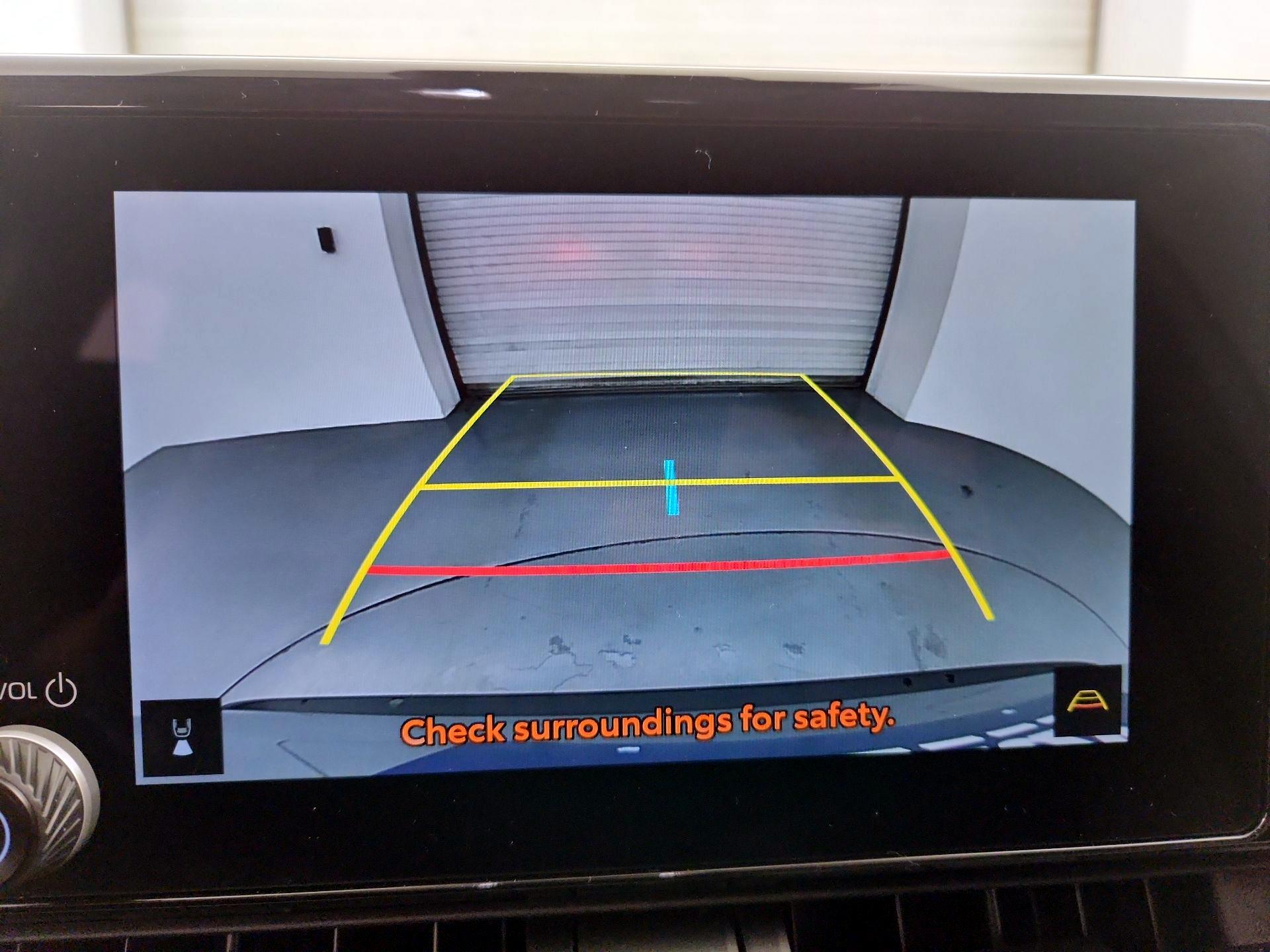 Thumbnail: 2023 Toyota RAV4 - 14