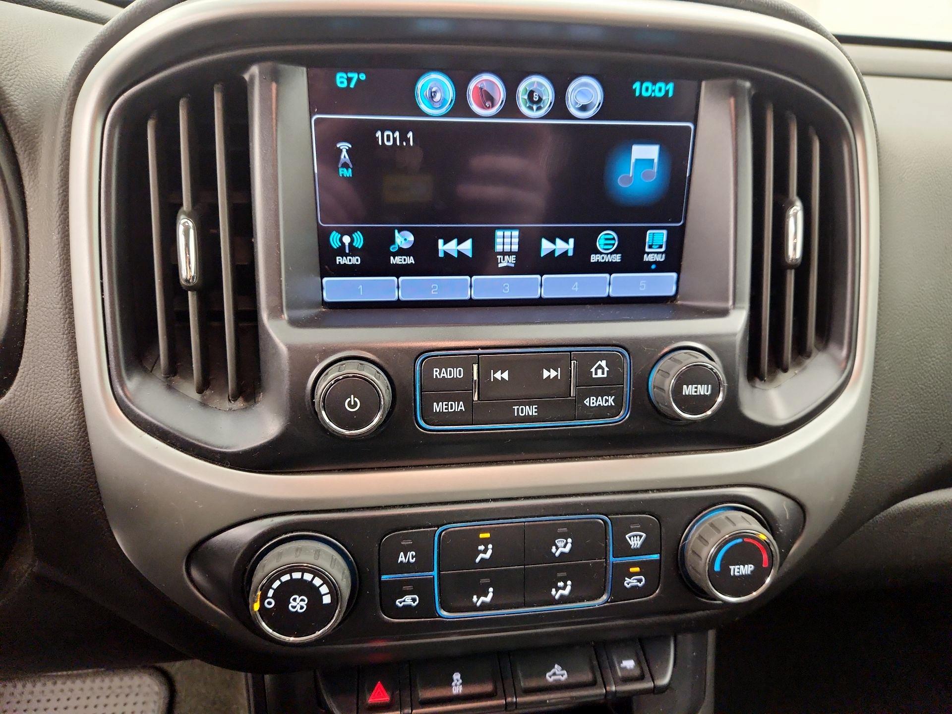 Thumbnail: 2016 Chevrolet Colorado - 15