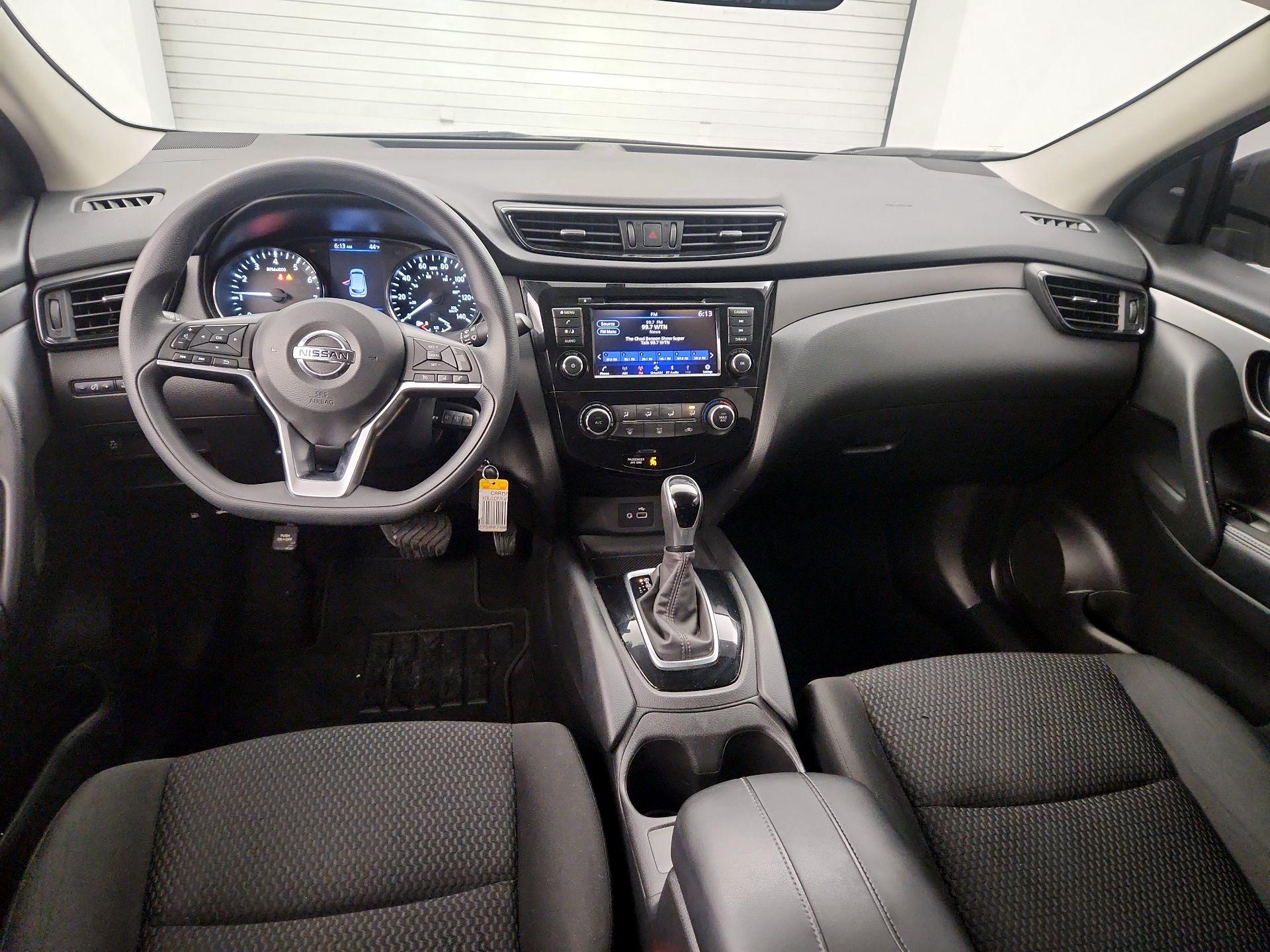 Thumbnail: 2019 Nissan Rogue Sport - 9