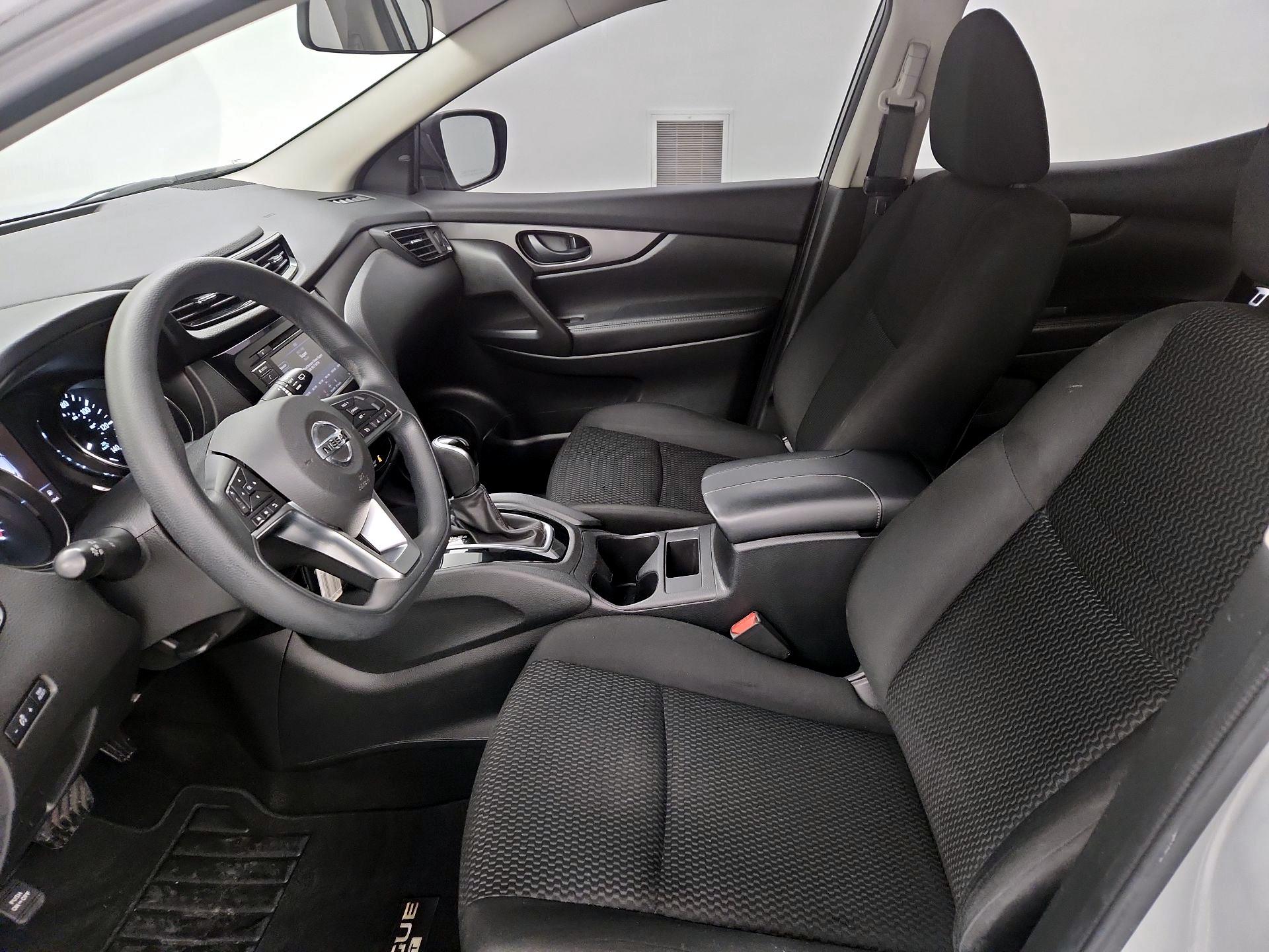 Thumbnail: 2019 Nissan Rogue Sport - 11