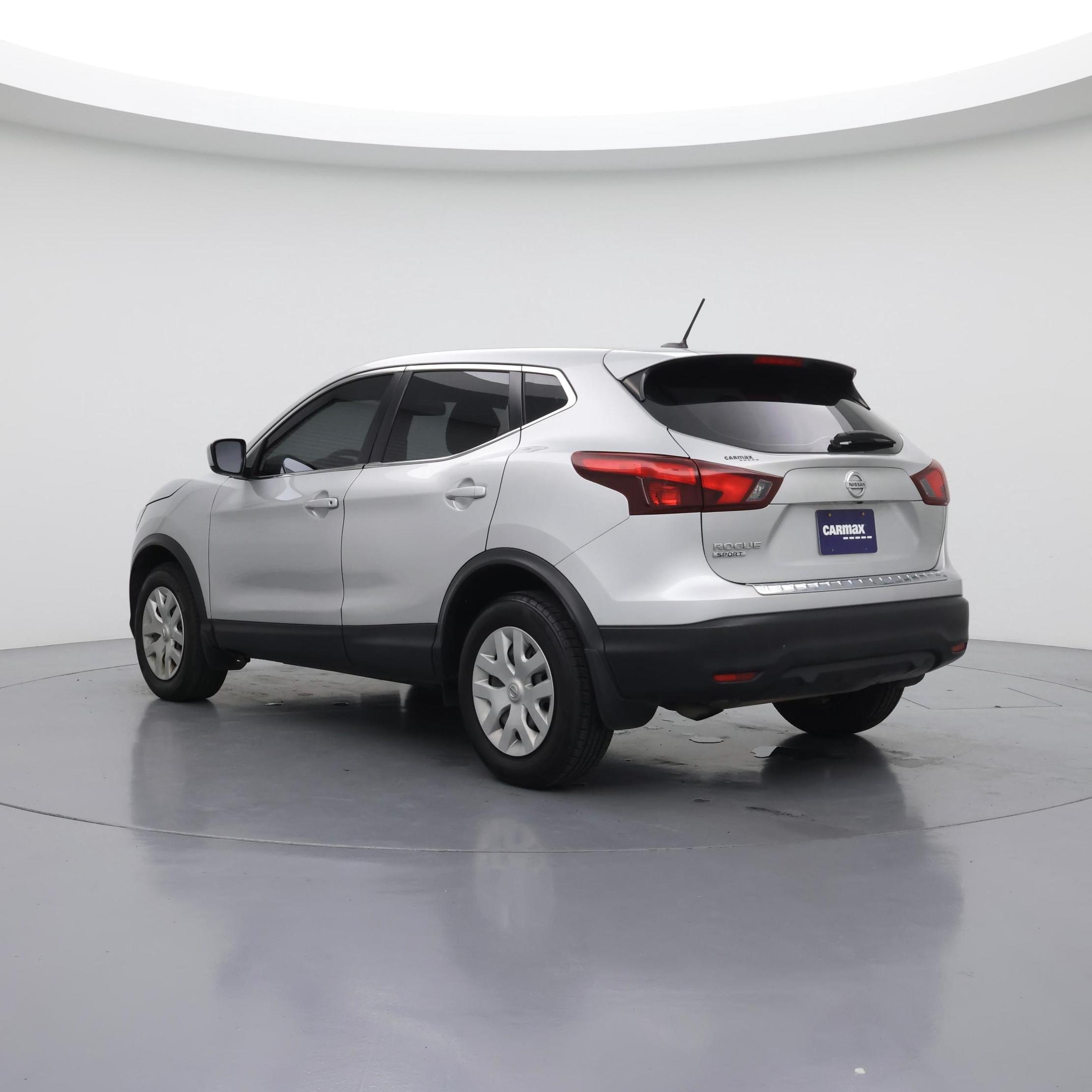 Thumbnail: 2019 Nissan Rogue Sport - 2