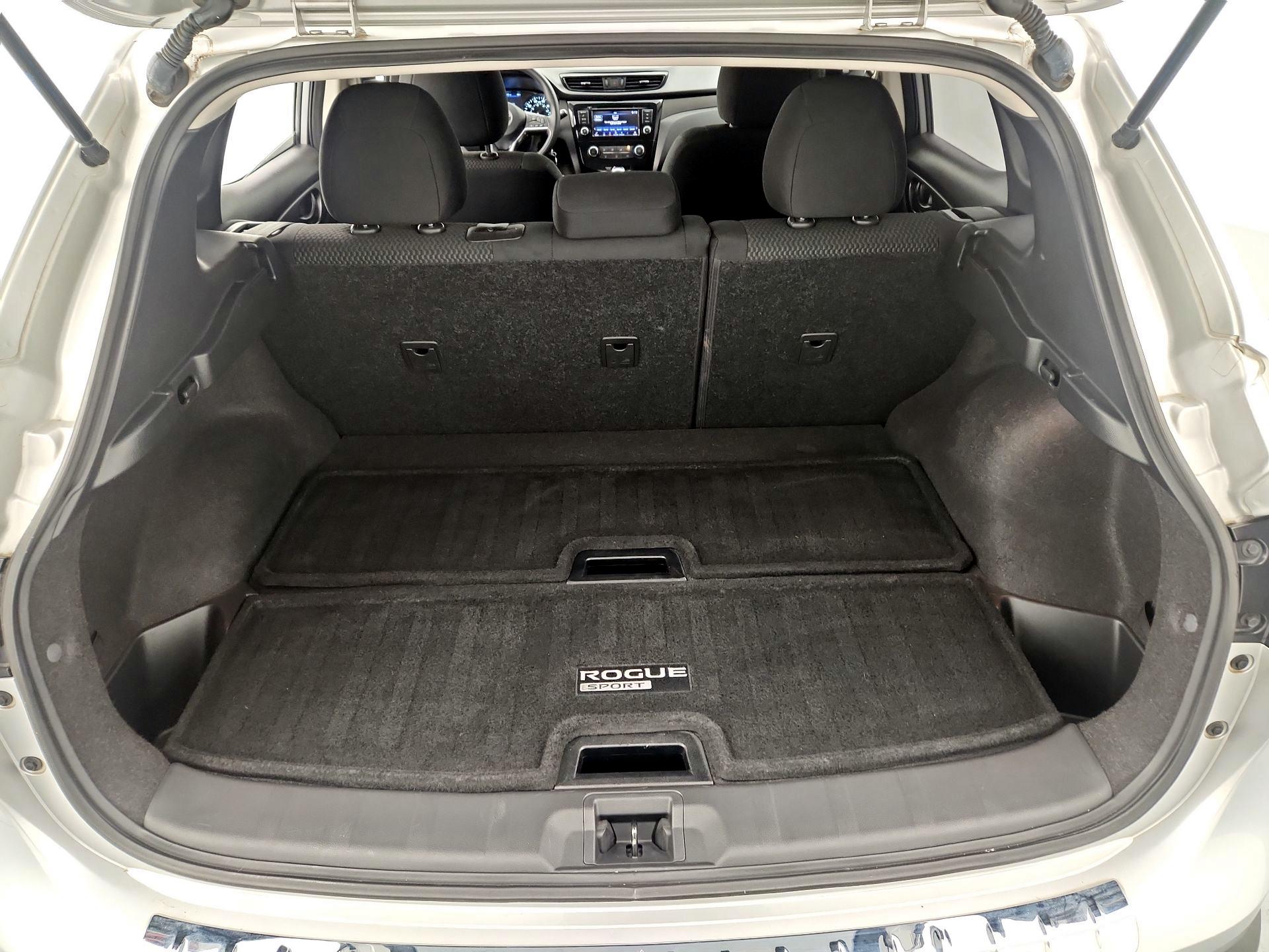 Thumbnail: 2019 Nissan Rogue Sport - 20