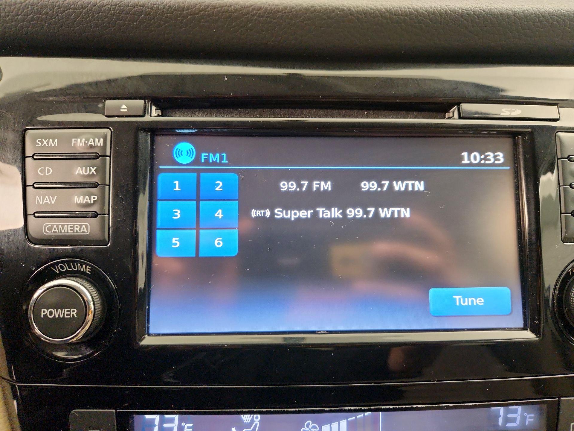 Thumbnail: 2016 Nissan Rogue - 15