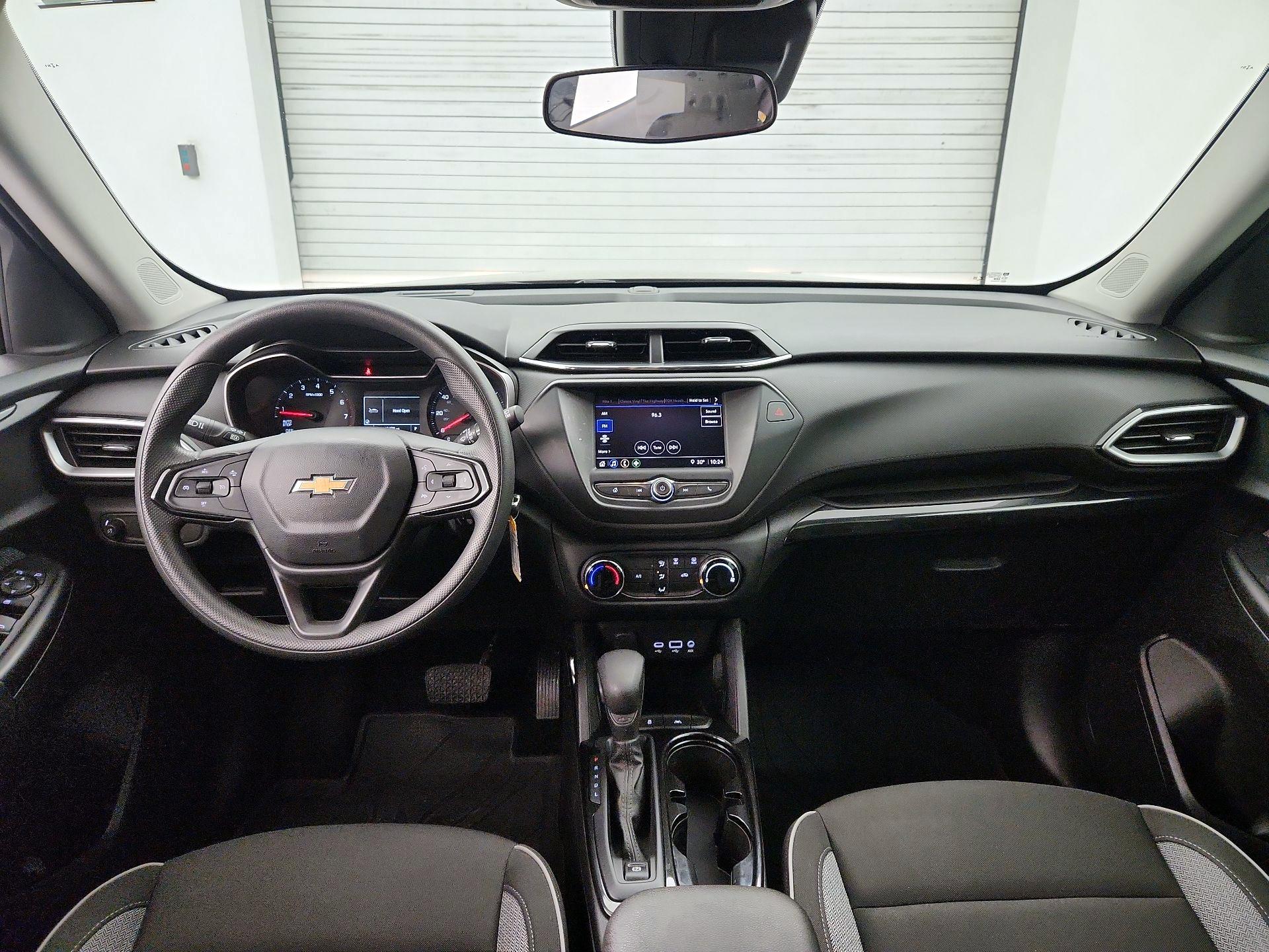 Thumbnail: 2023 Chevrolet TrailBlazer - 9