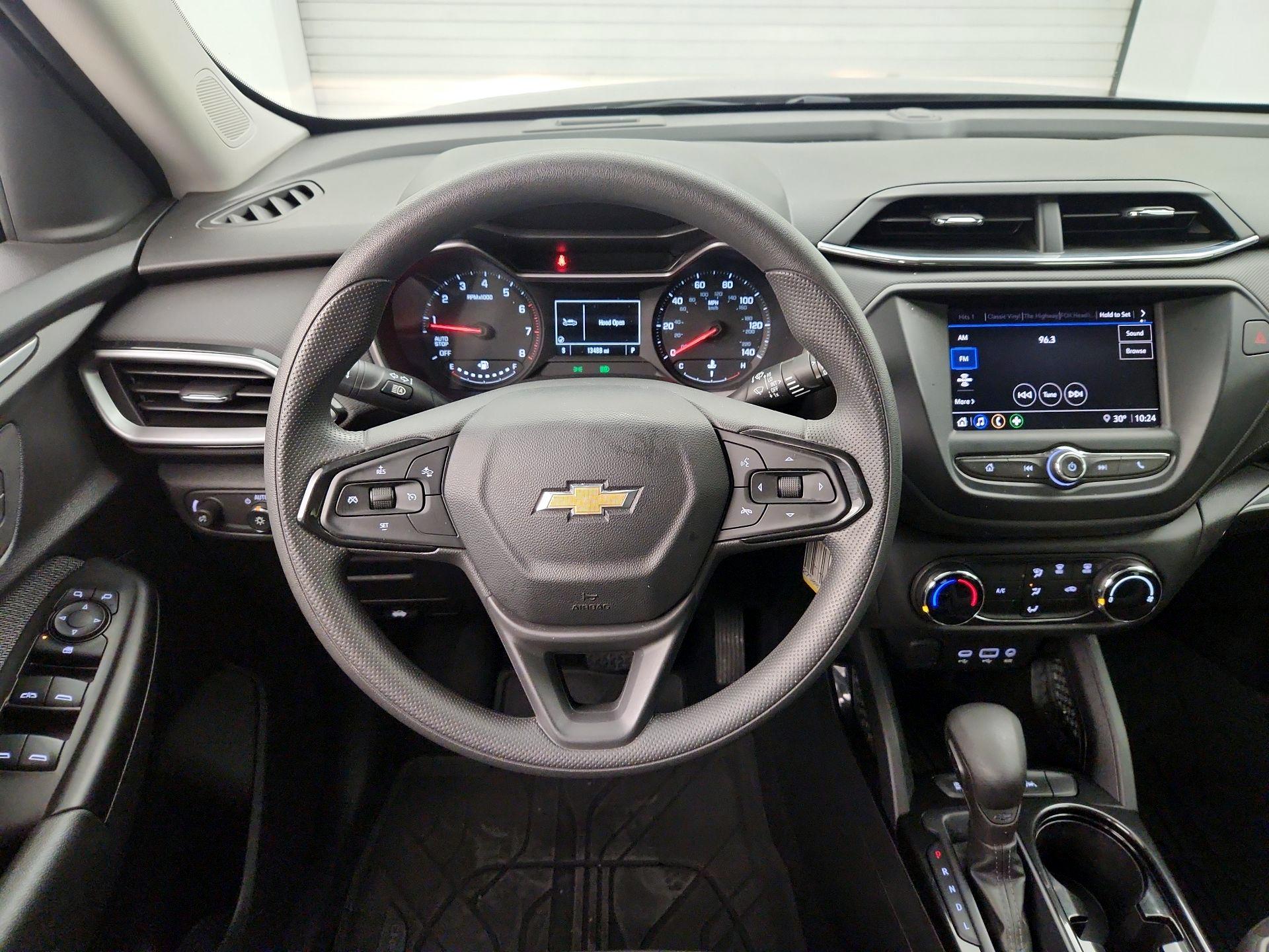 Thumbnail: 2023 Chevrolet TrailBlazer - 10