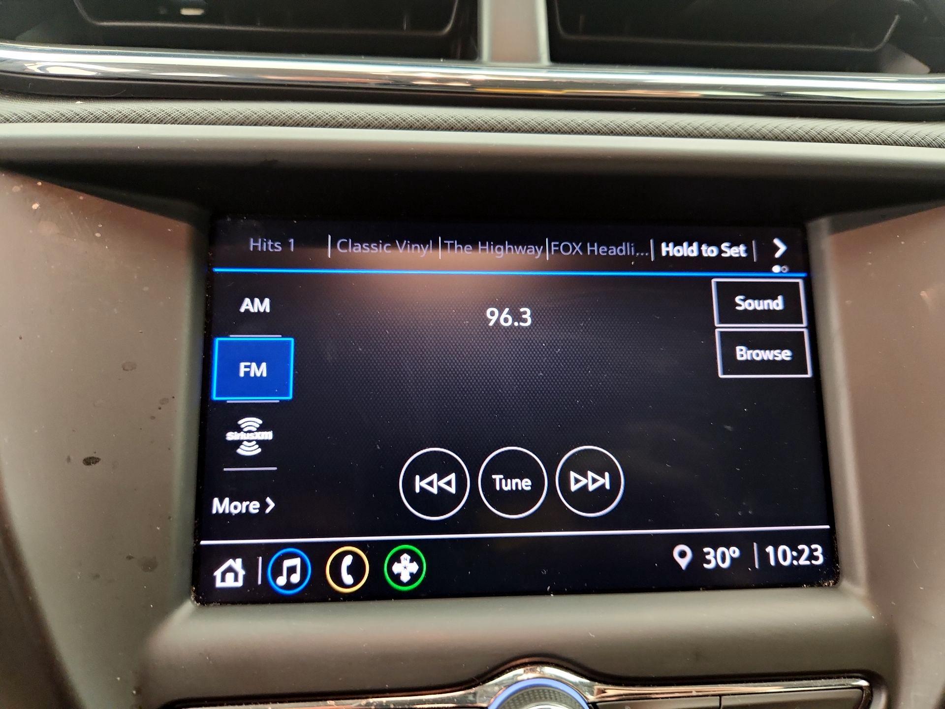 Thumbnail: 2023 Chevrolet TrailBlazer - 15