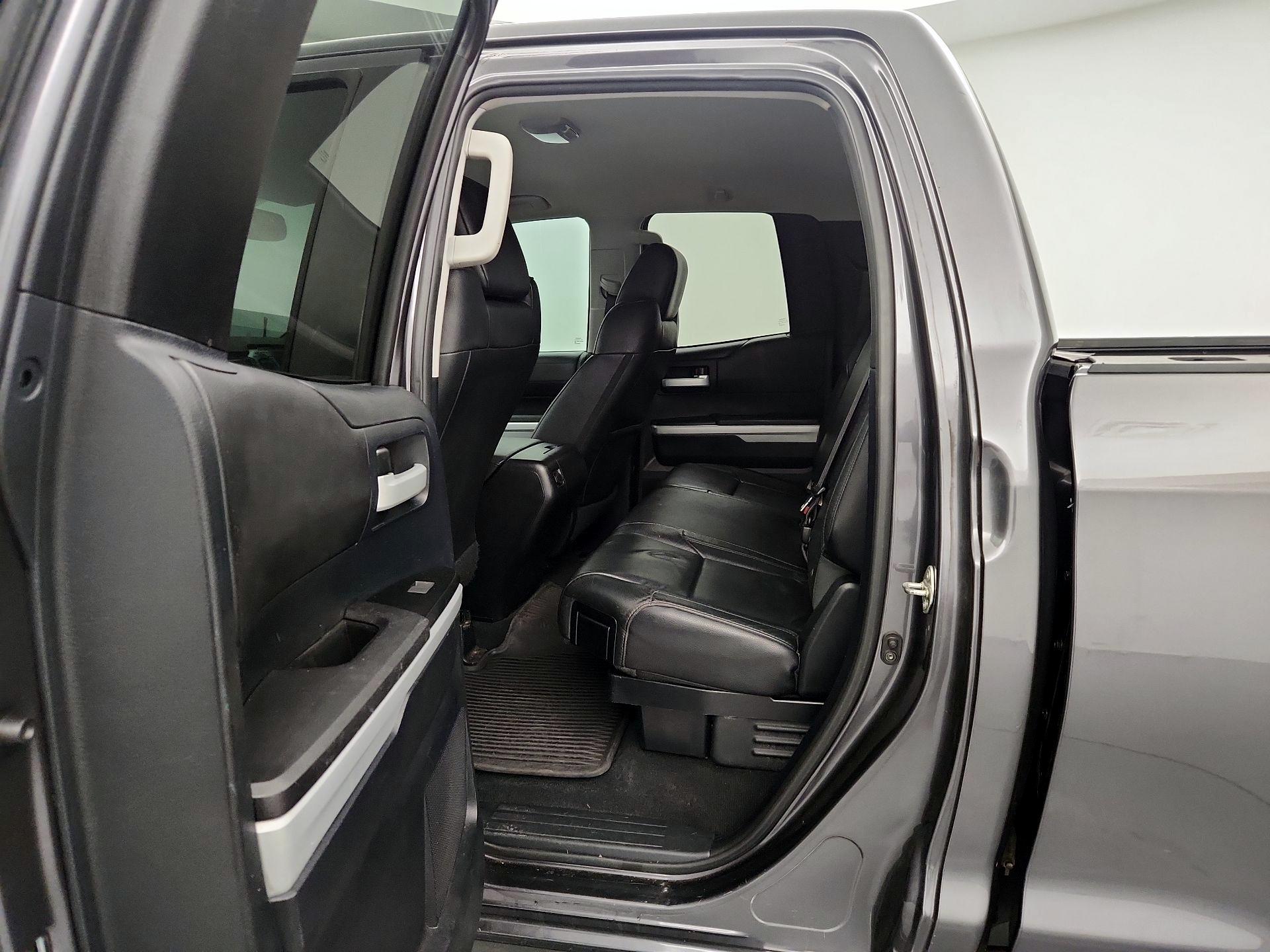 Thumbnail: 2015 Toyota Tundra - 19