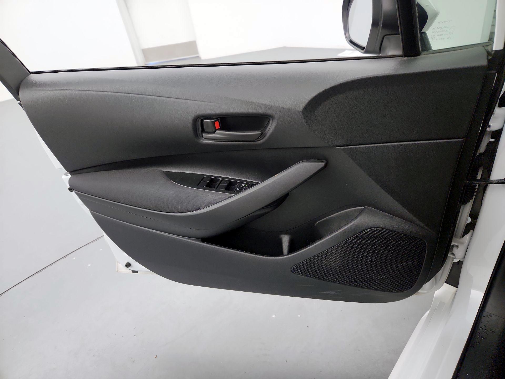 Thumbnail: 2023 Toyota Corolla - 12