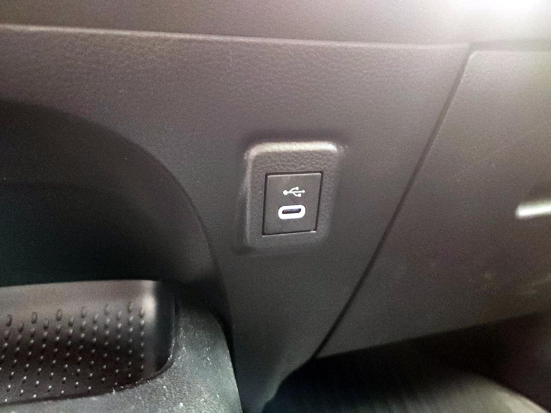 Thumbnail: 2023 Toyota Corolla - 18