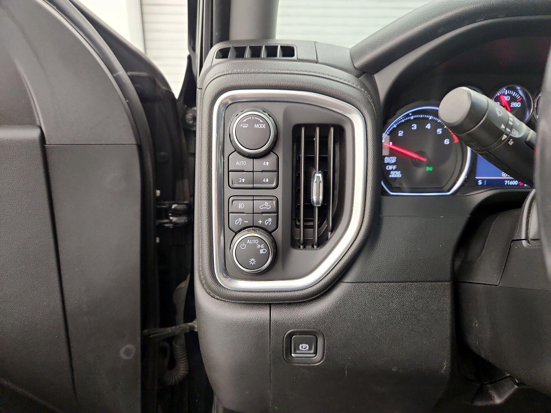 Thumbnail: 2022 Chevrolet Silverado 1500 - 13