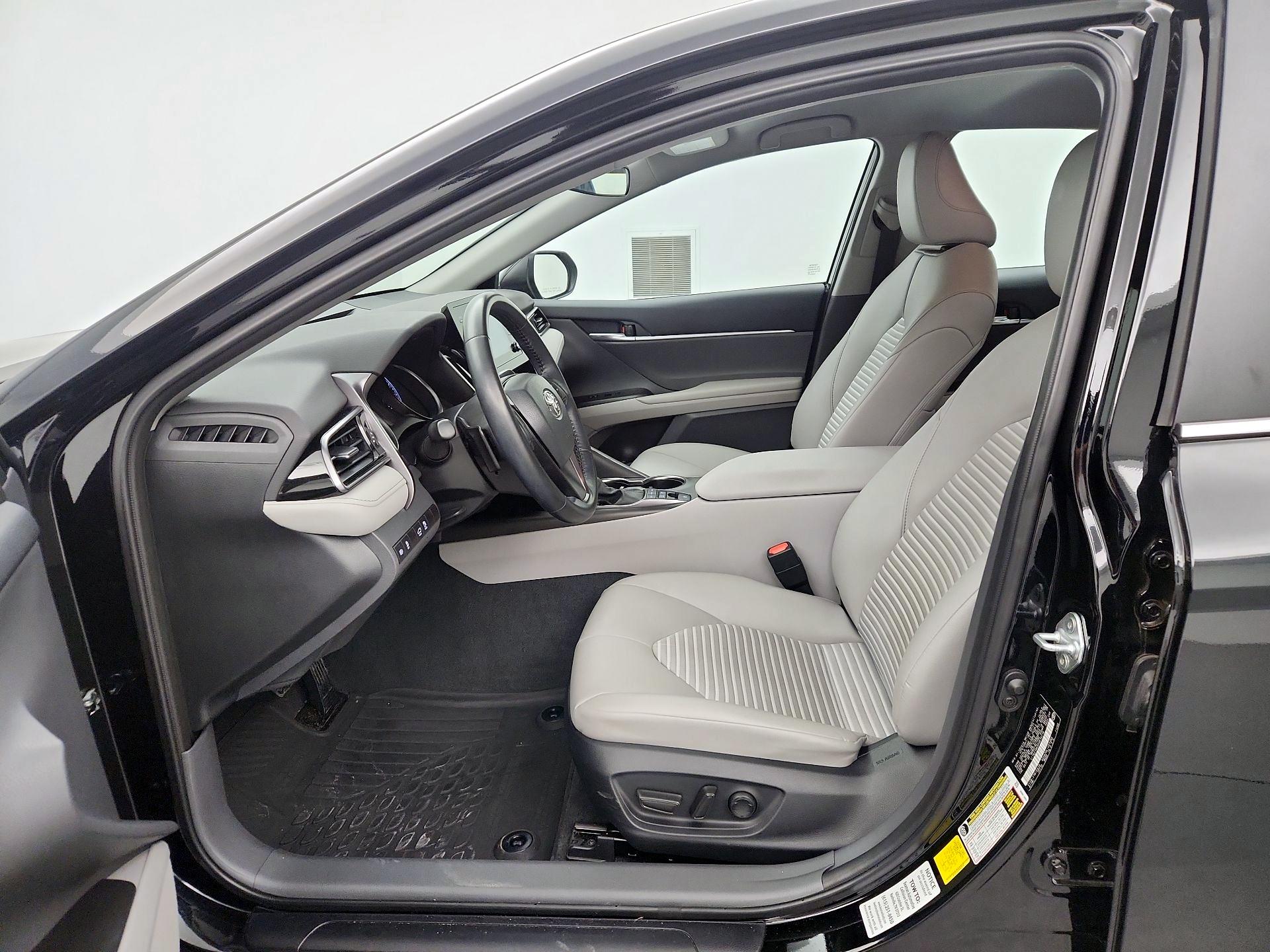 Thumbnail: 2023 Toyota Camry - 11