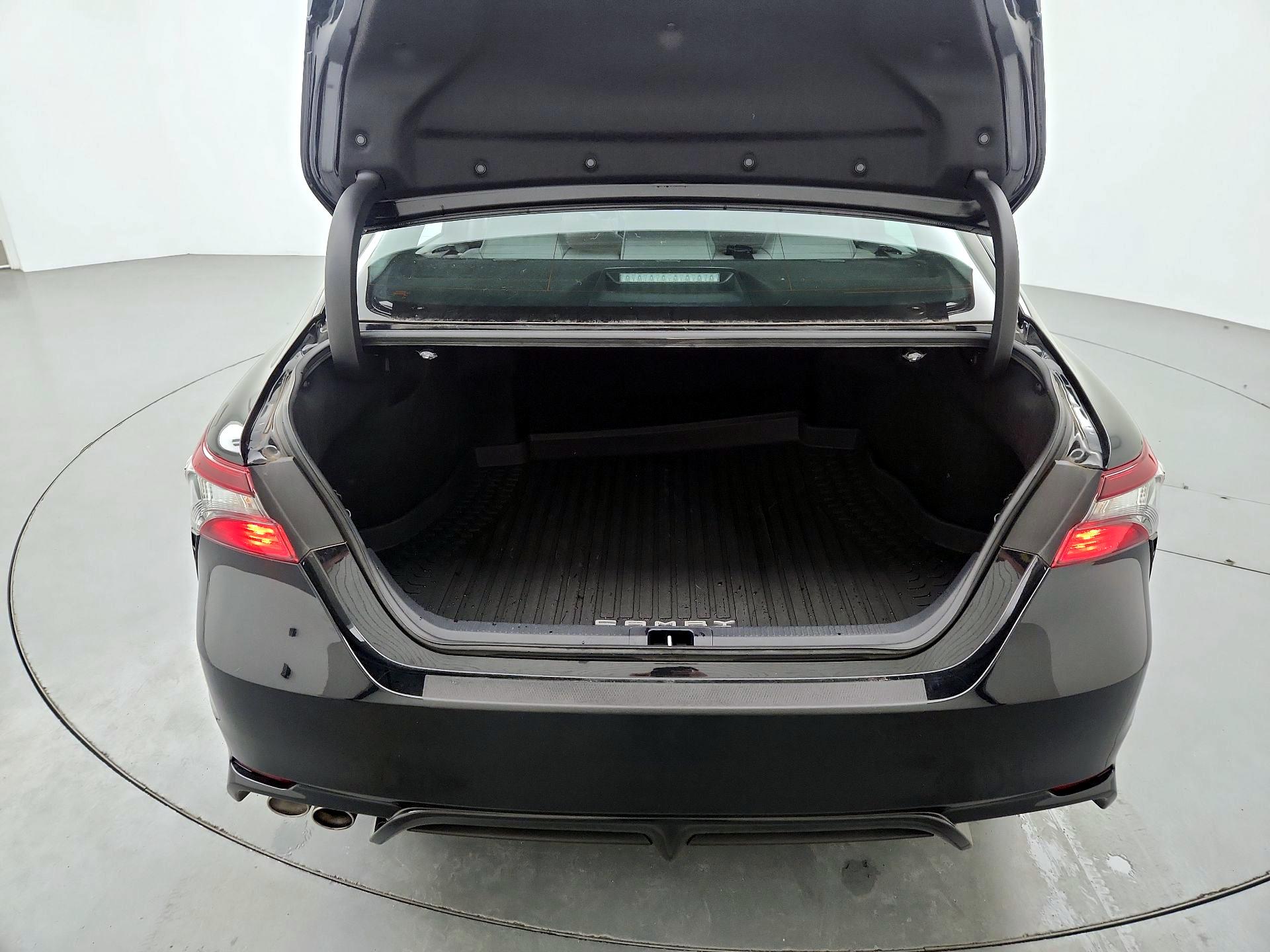 Thumbnail: 2023 Toyota Camry - 20