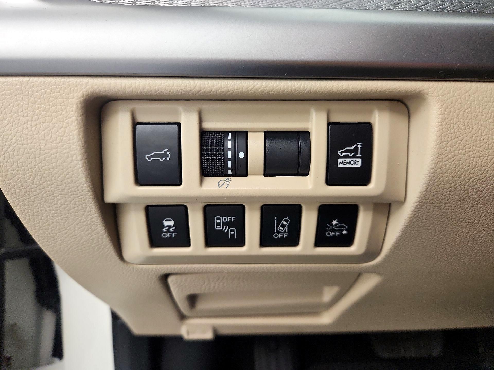 Thumbnail: 2019 Subaru Outback - 13