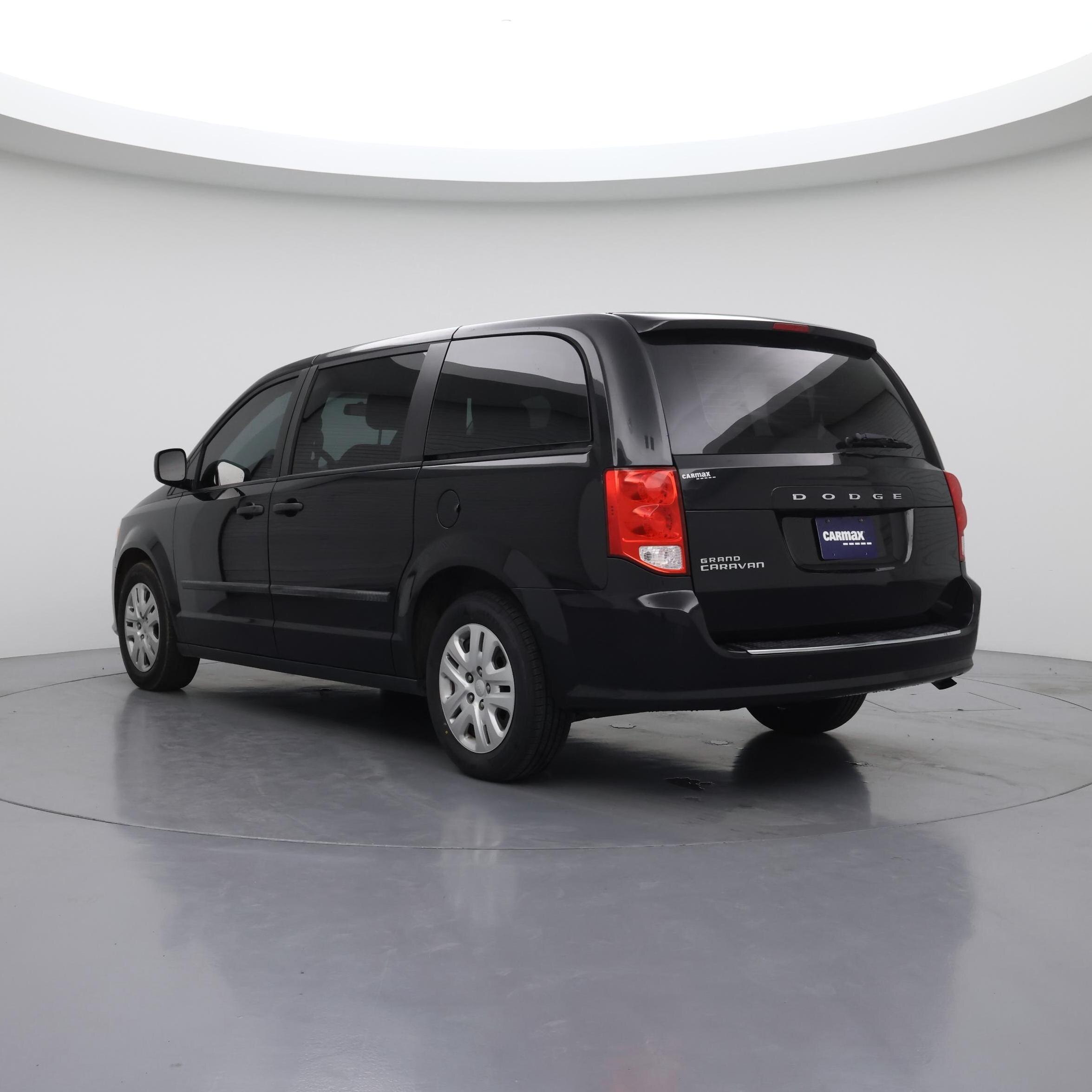 Thumbnail: 2015 Dodge Grand Caravan - 2