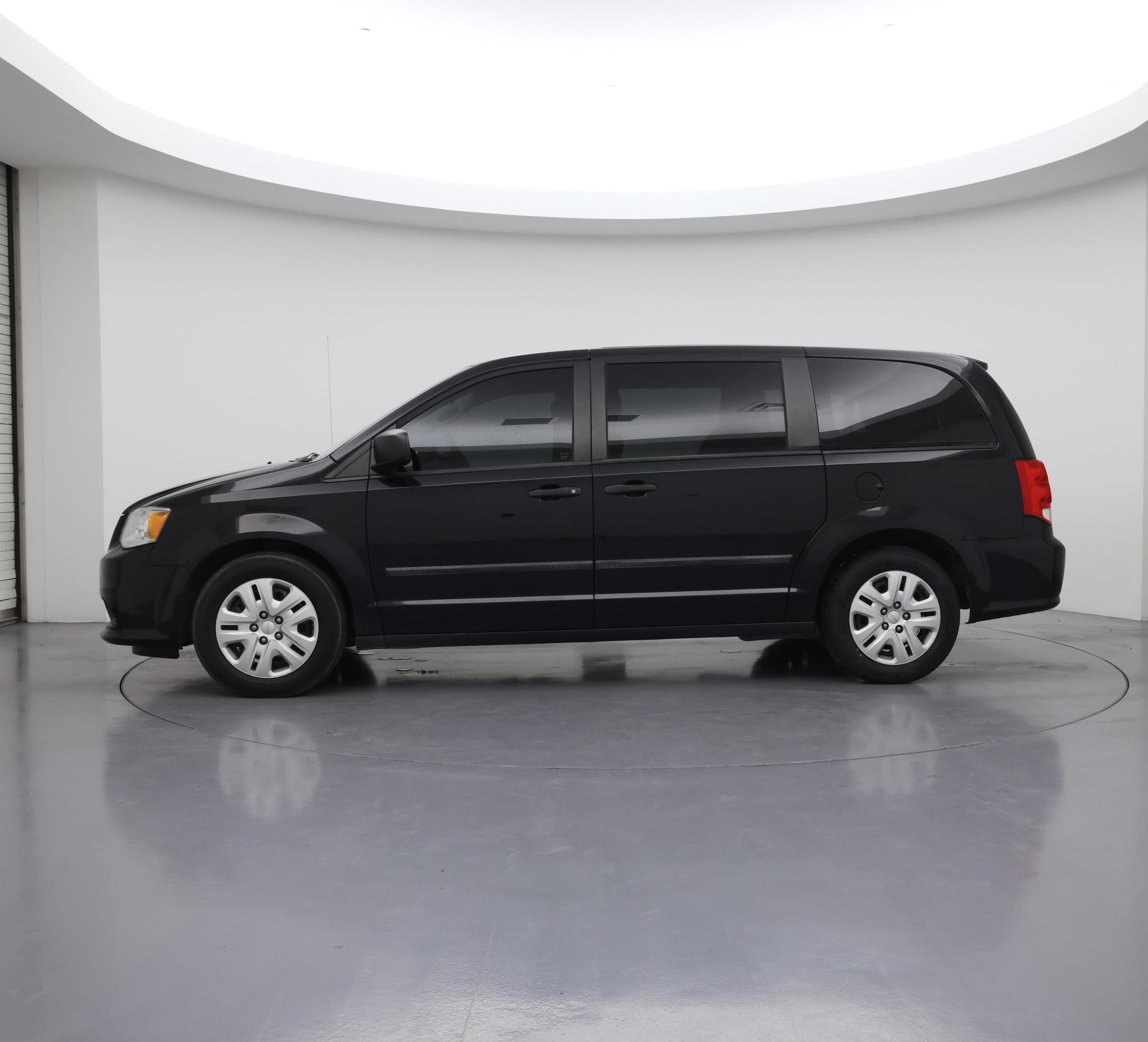Thumbnail: 2015 Dodge Grand Caravan - 3