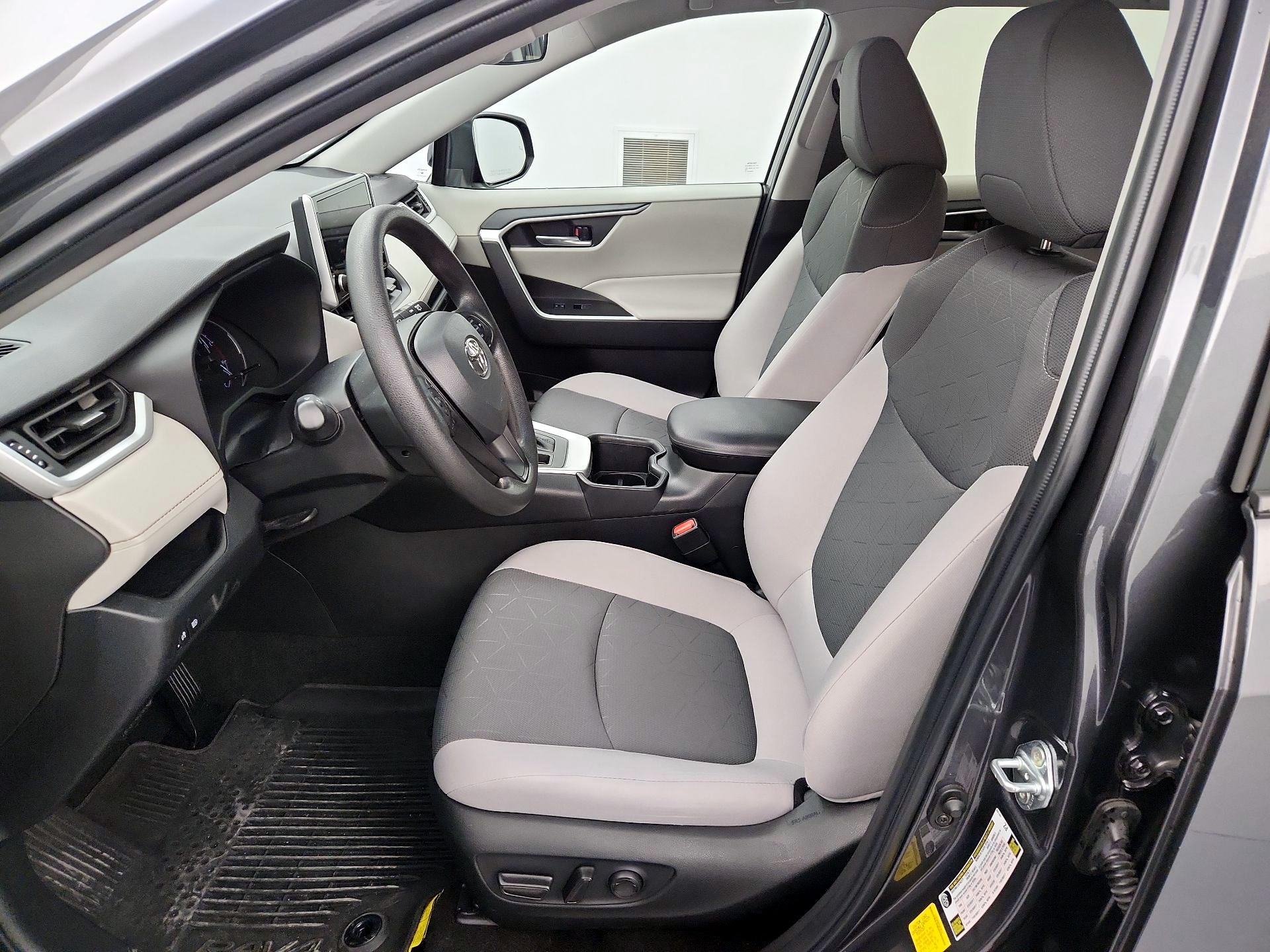 Thumbnail: 2023 Toyota RAV4 - 11