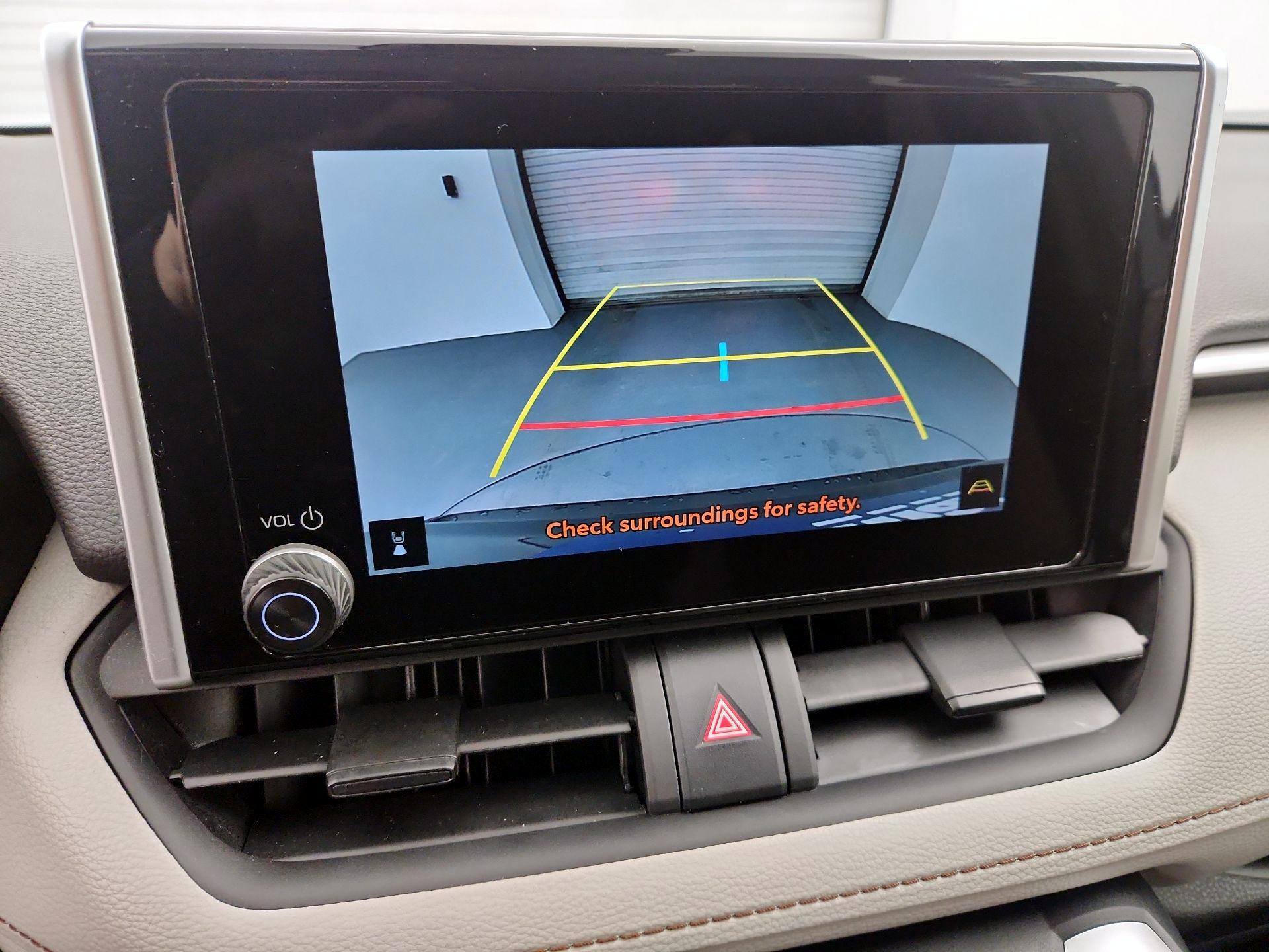 Thumbnail: 2023 Toyota RAV4 - 14