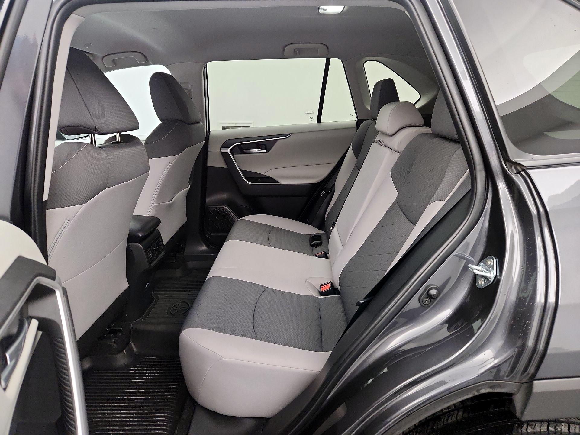 Thumbnail: 2023 Toyota RAV4 - 19