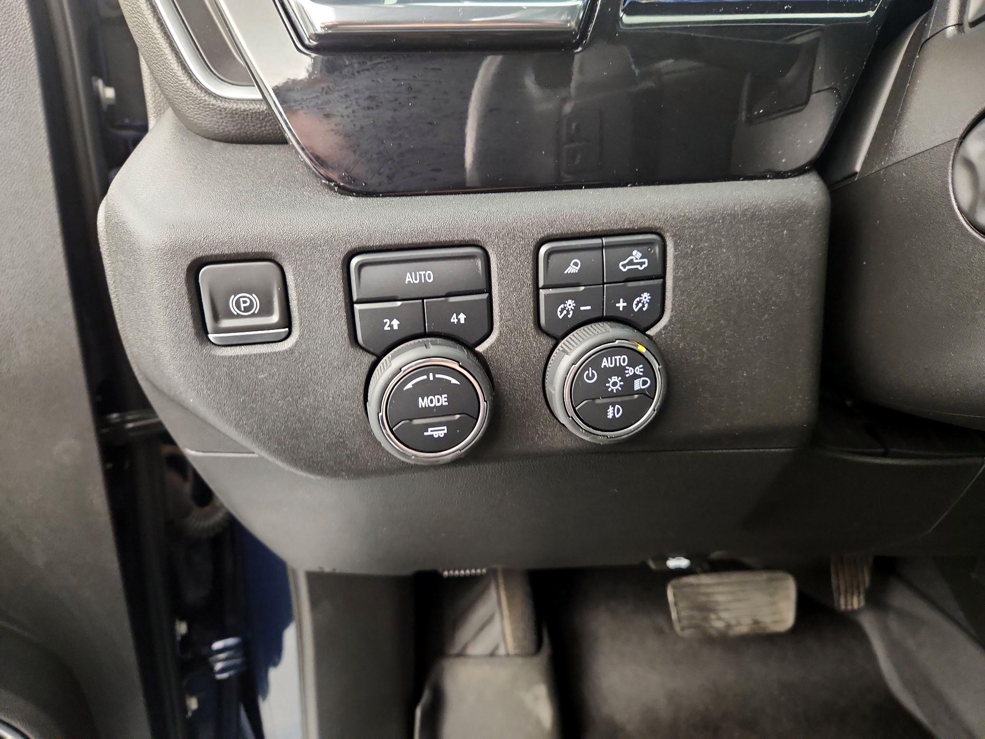 Thumbnail: 2023 Chevrolet Silverado 1500 - 13