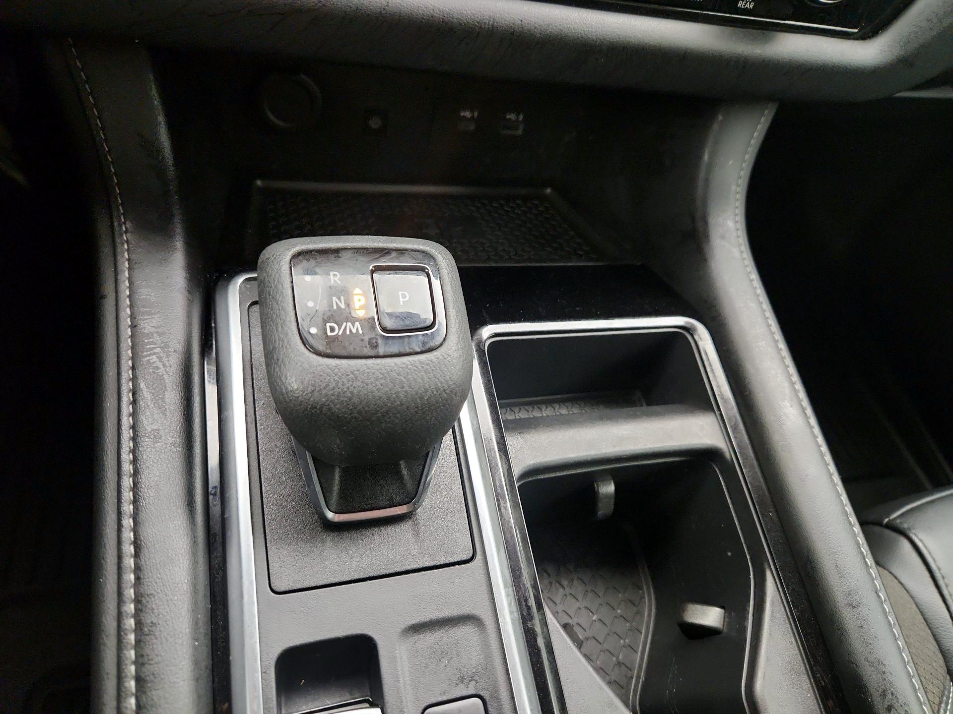 Thumbnail: 2023 Nissan Pathfinder - 17