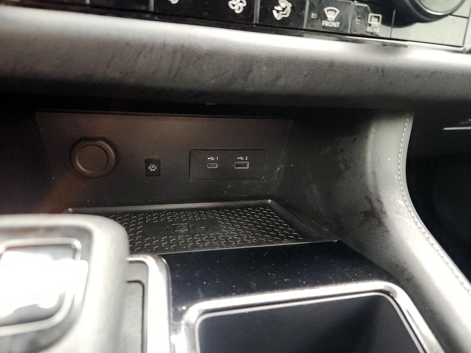 Thumbnail: 2023 Nissan Pathfinder - 18