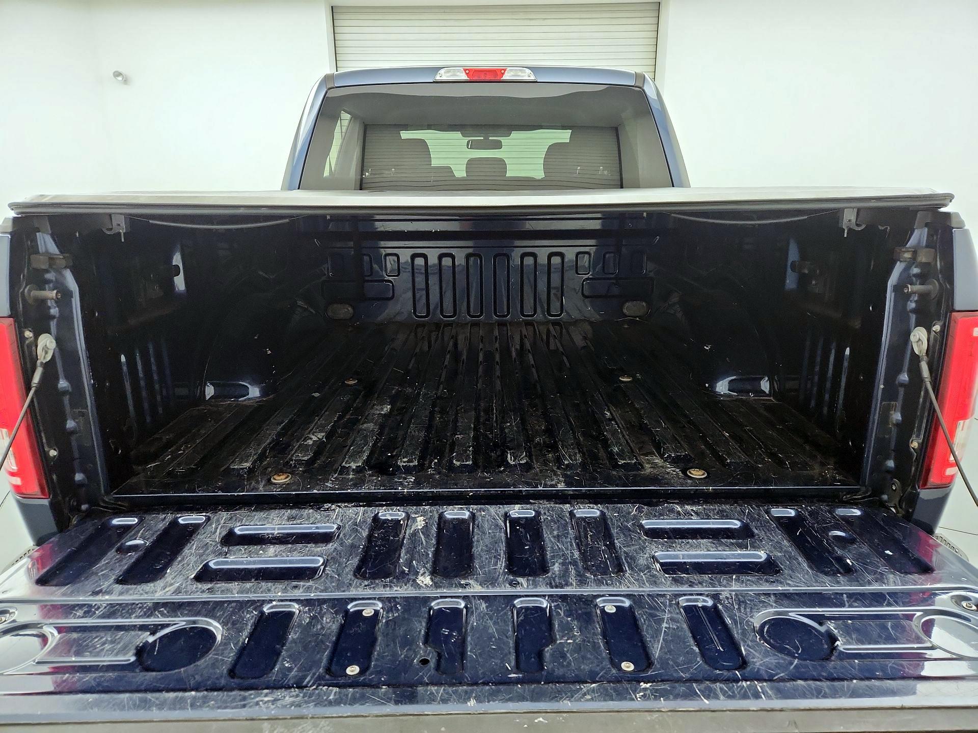 Thumbnail: 2015 Ford F-150 - 20