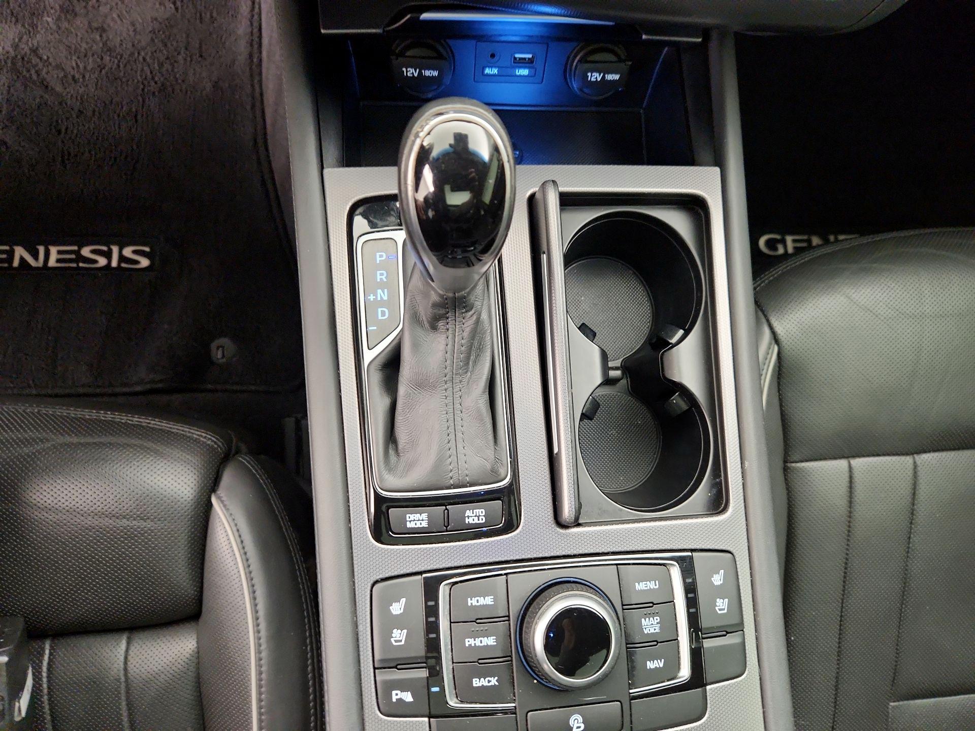 Thumbnail: 2016 Hyundai Genesis - 18