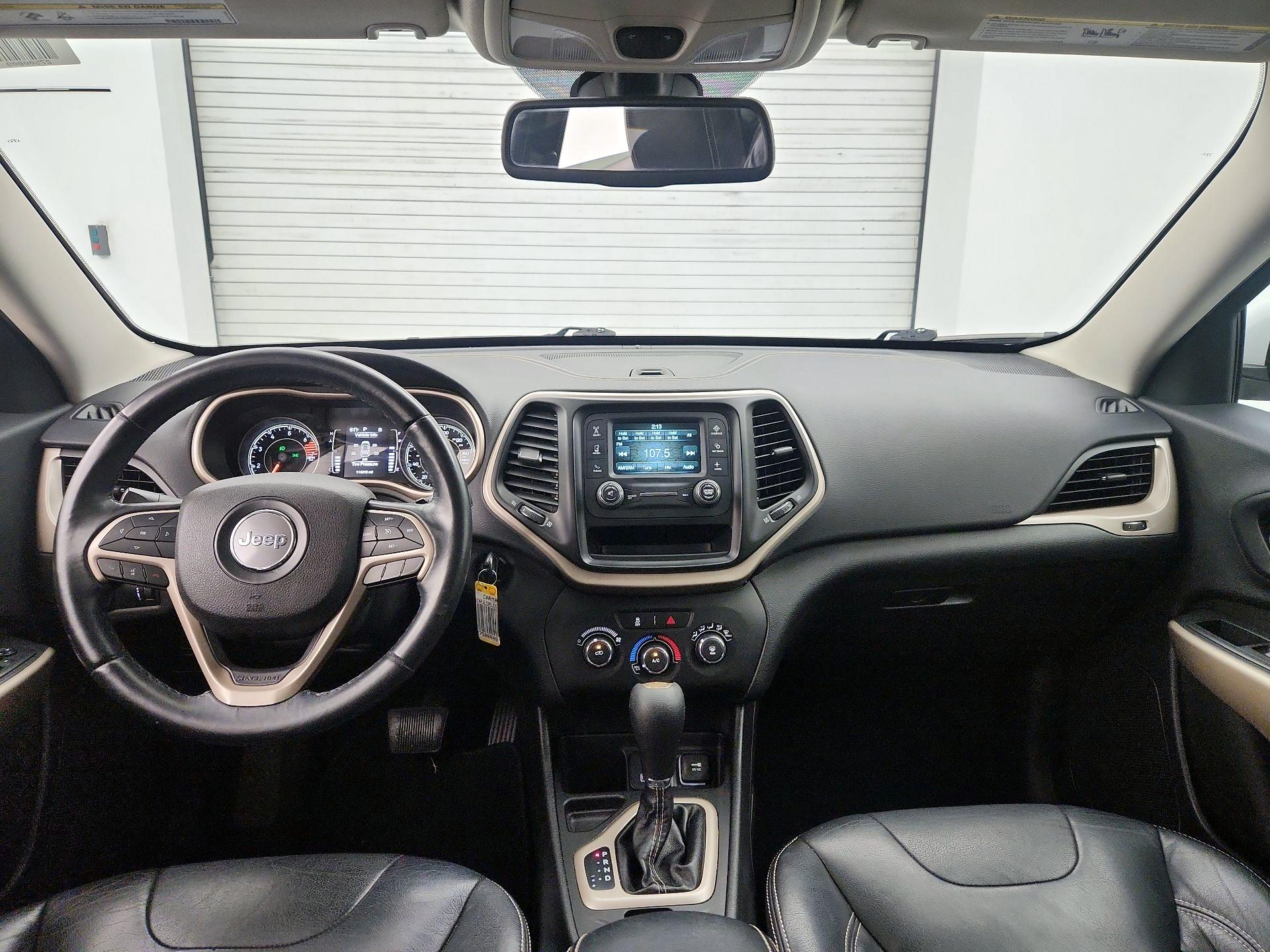 Thumbnail: 2018 Jeep Cherokee - 9