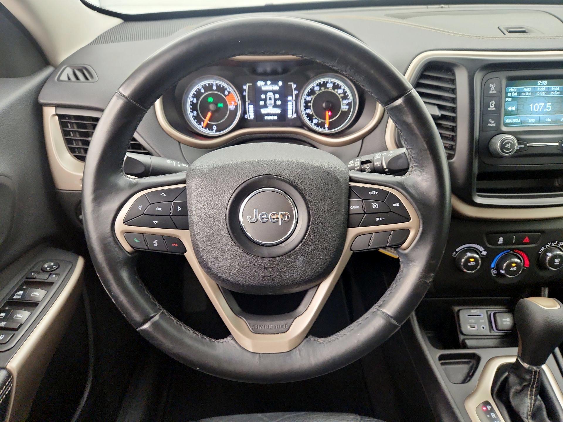 Thumbnail: 2018 Jeep Cherokee - 10