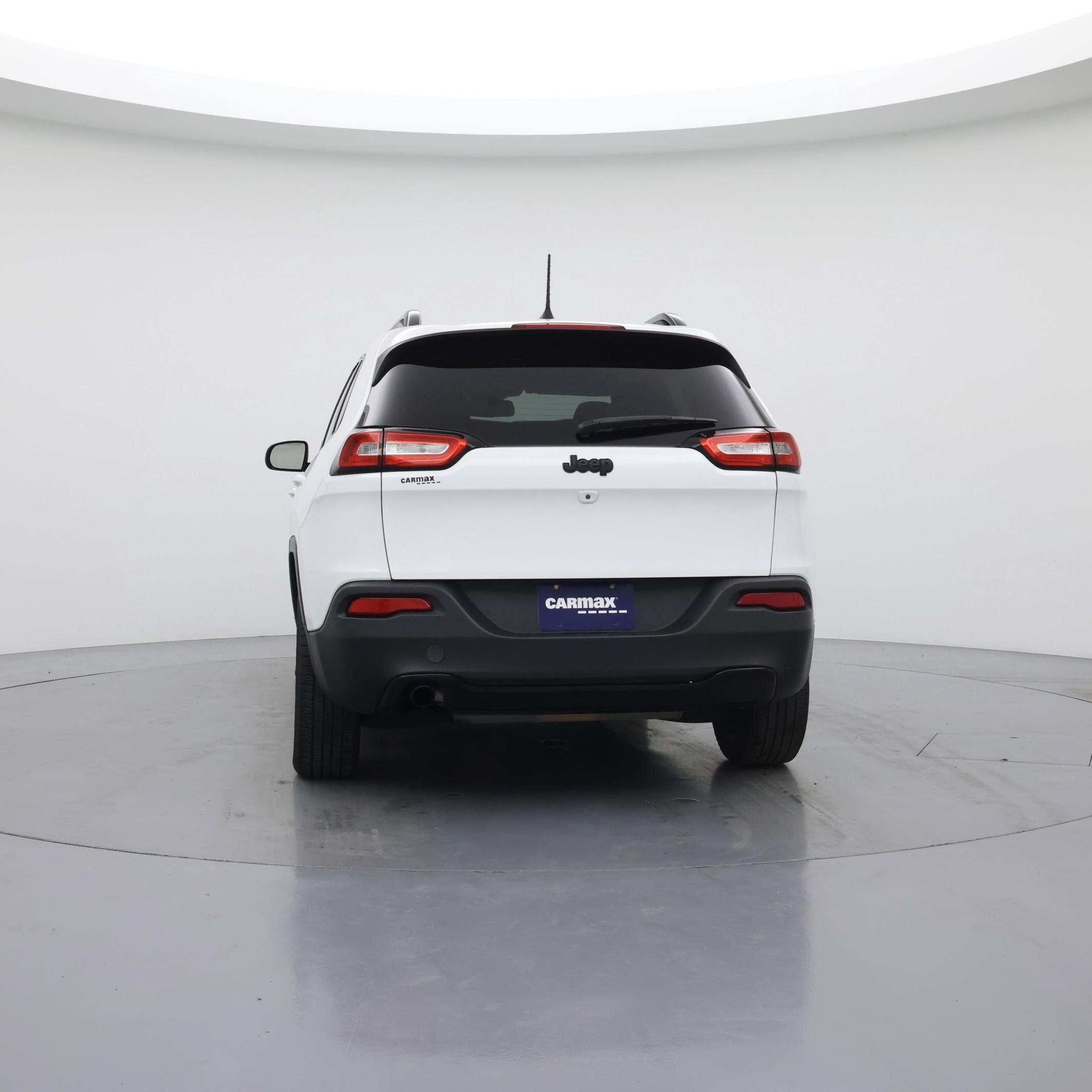 Thumbnail: 2018 Jeep Cherokee - 6