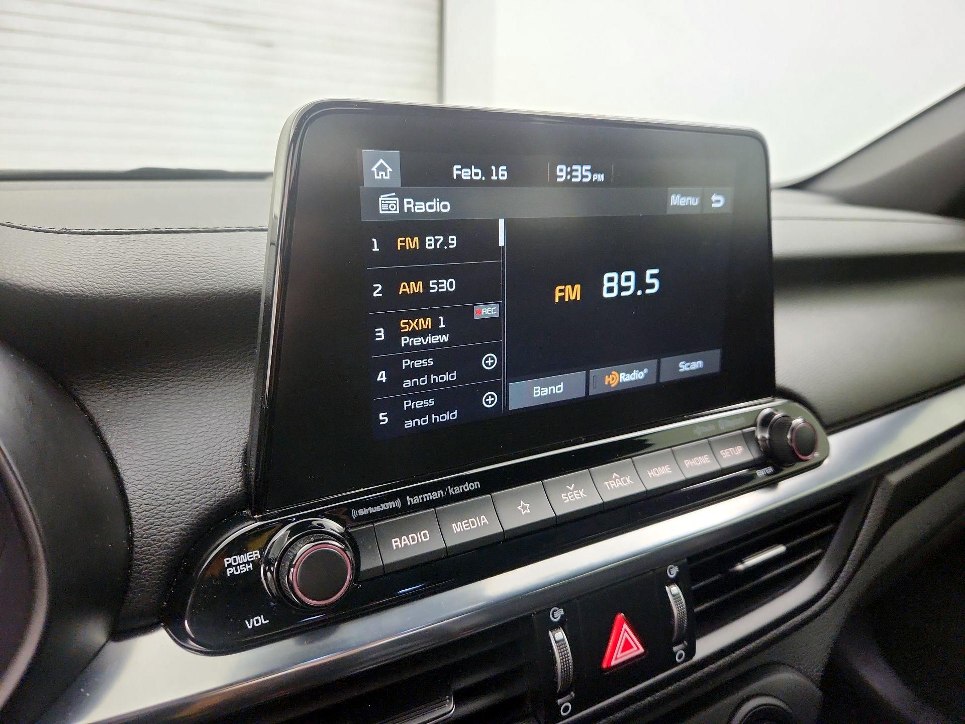 Thumbnail: 2021 Kia Forte - 15