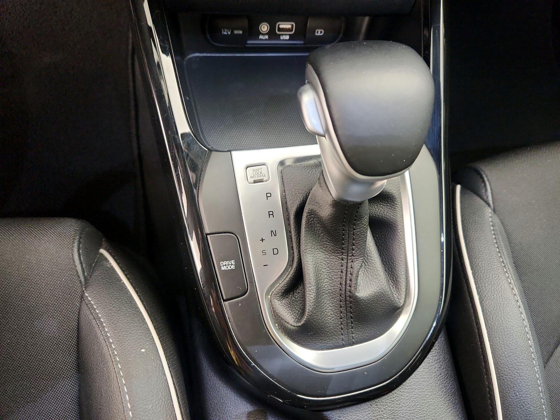 Thumbnail: 2021 Kia Forte - 17