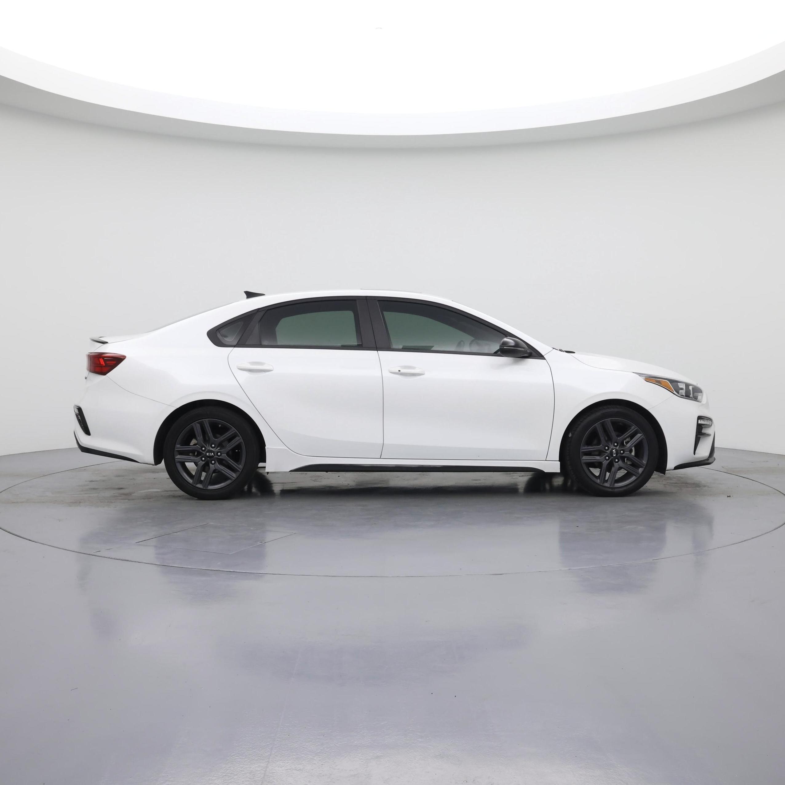 Thumbnail: 2021 Kia Forte - 7