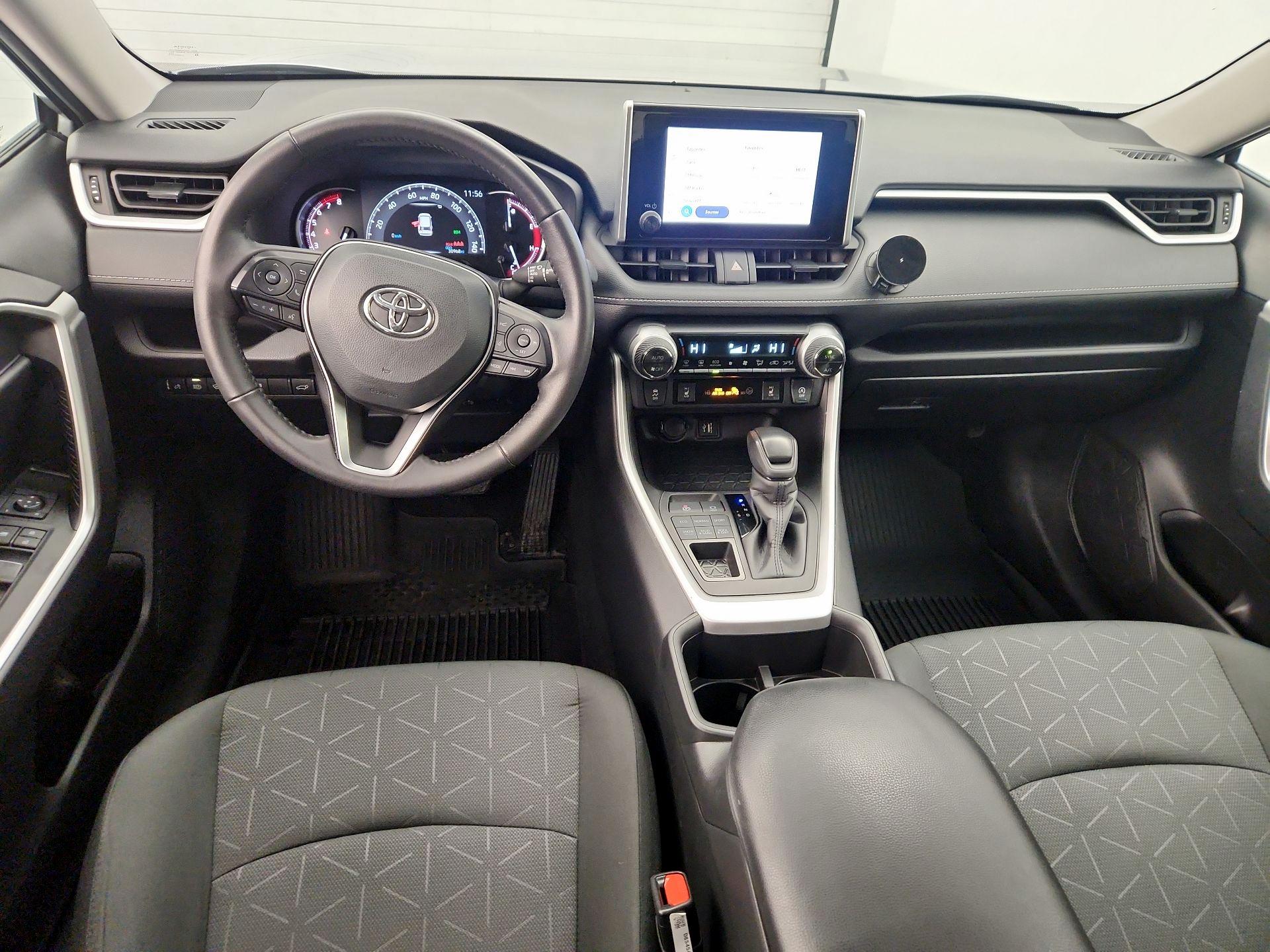 Thumbnail: 2024 Toyota RAV4 - 9