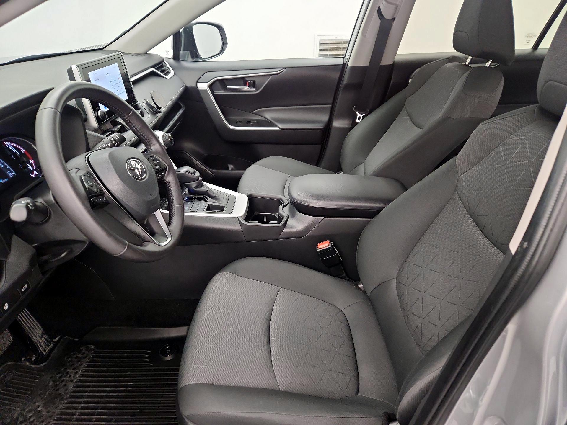 Thumbnail: 2024 Toyota RAV4 - 11