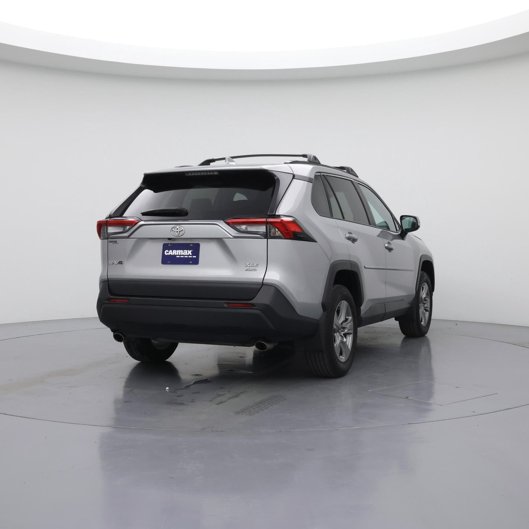 Thumbnail: 2024 Toyota RAV4 - 8